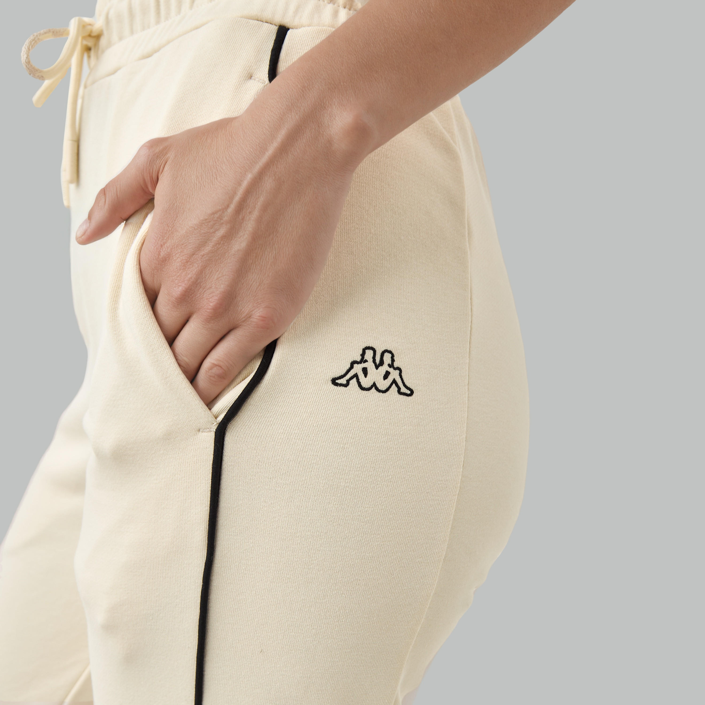 بنطال رياضي نسائي من كابا بقصة مريحة وخصر مرن مع جيوب-women-clothing-bottoms-joggers-image-4