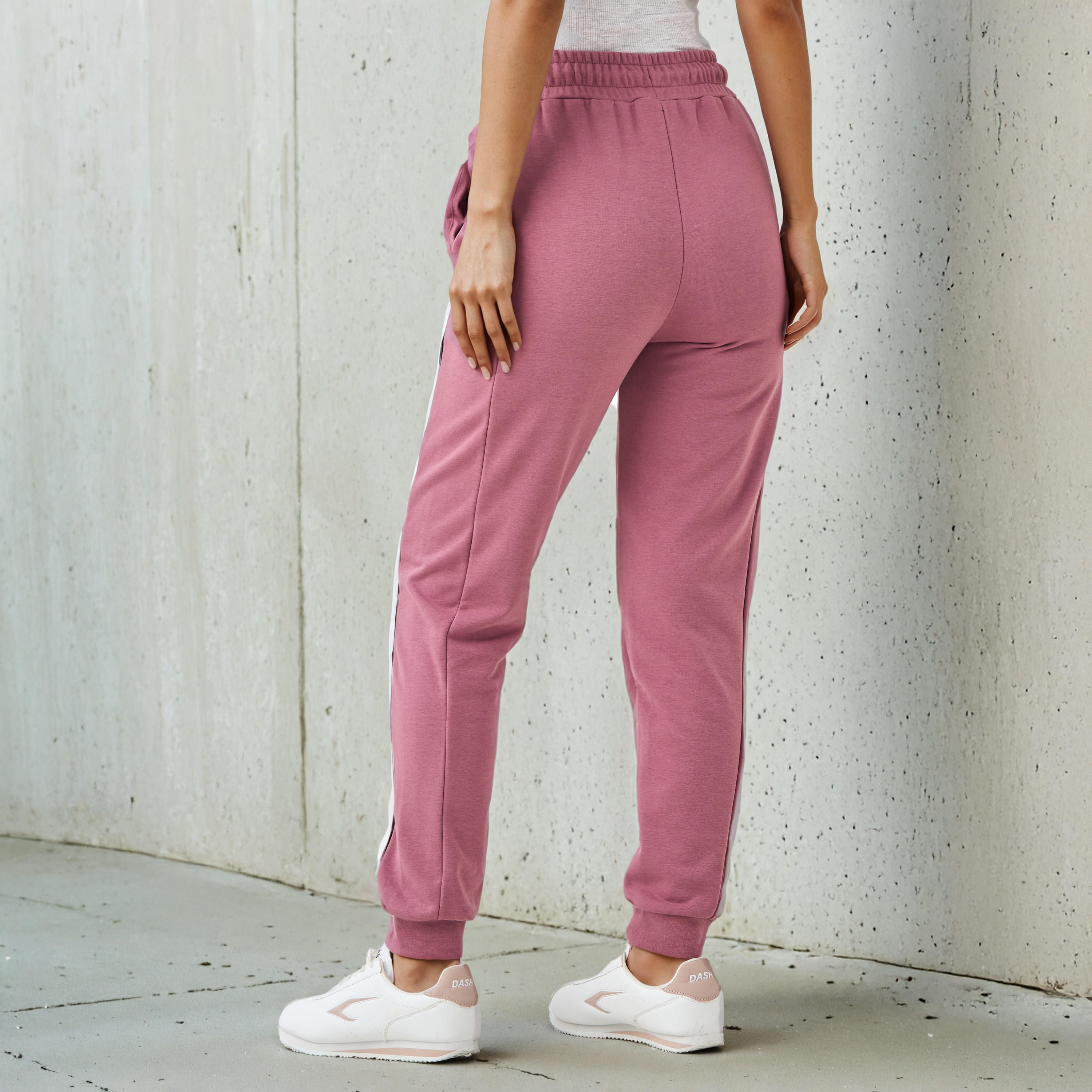 بنطال رياضي نسائي من كابا بقصة مريحة وخصر مرن مع جيوب-women-clothing-bottoms-joggers-image-3