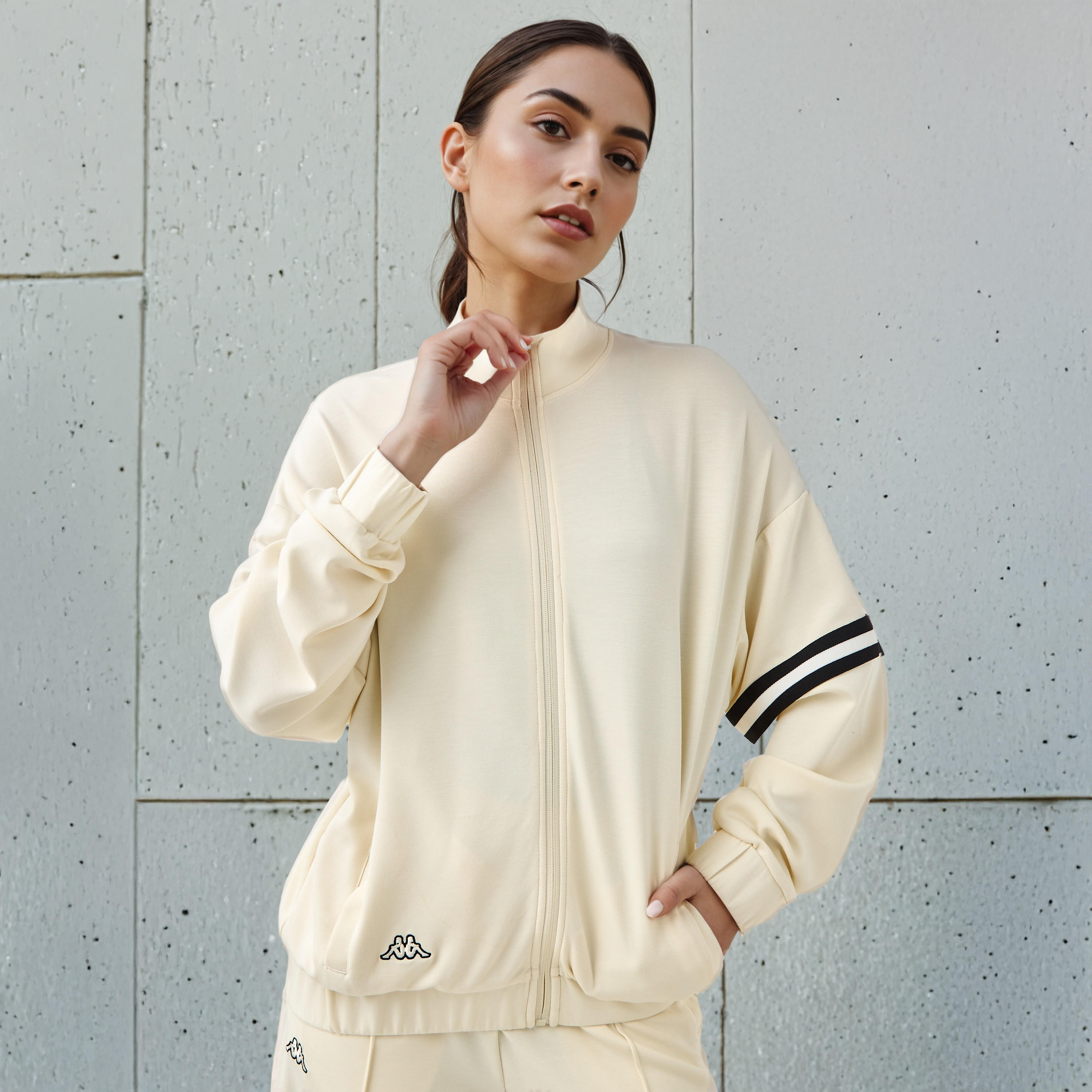 Kappa Women Soft Touch Zip Through Jacket-women-winterwear-coatsandjackets-jackets-image-1