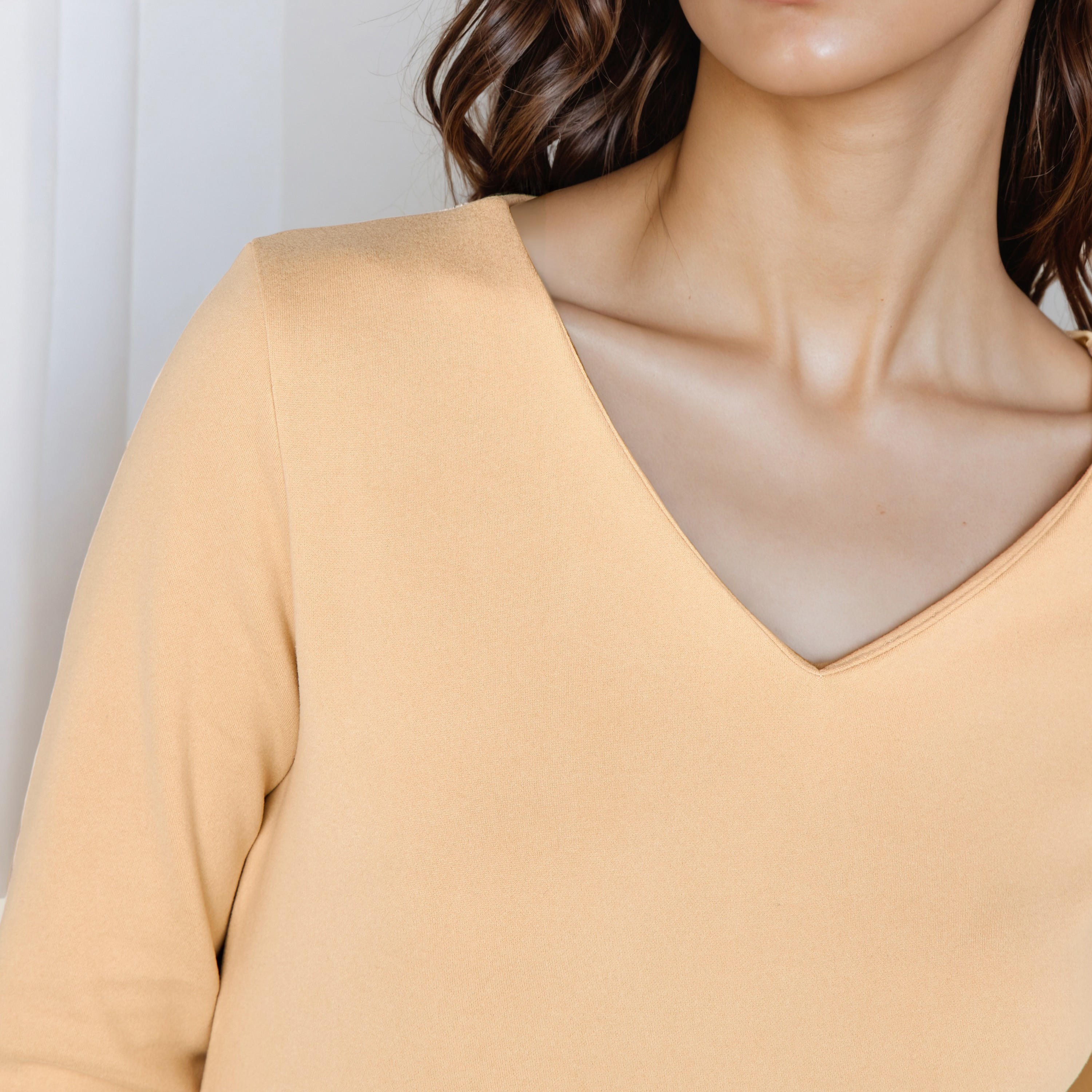طقم بيجاما حراري تيشيرت وبنطلون ليقنز-women-clothing-nightwear-pyjamas-longsets-image-5