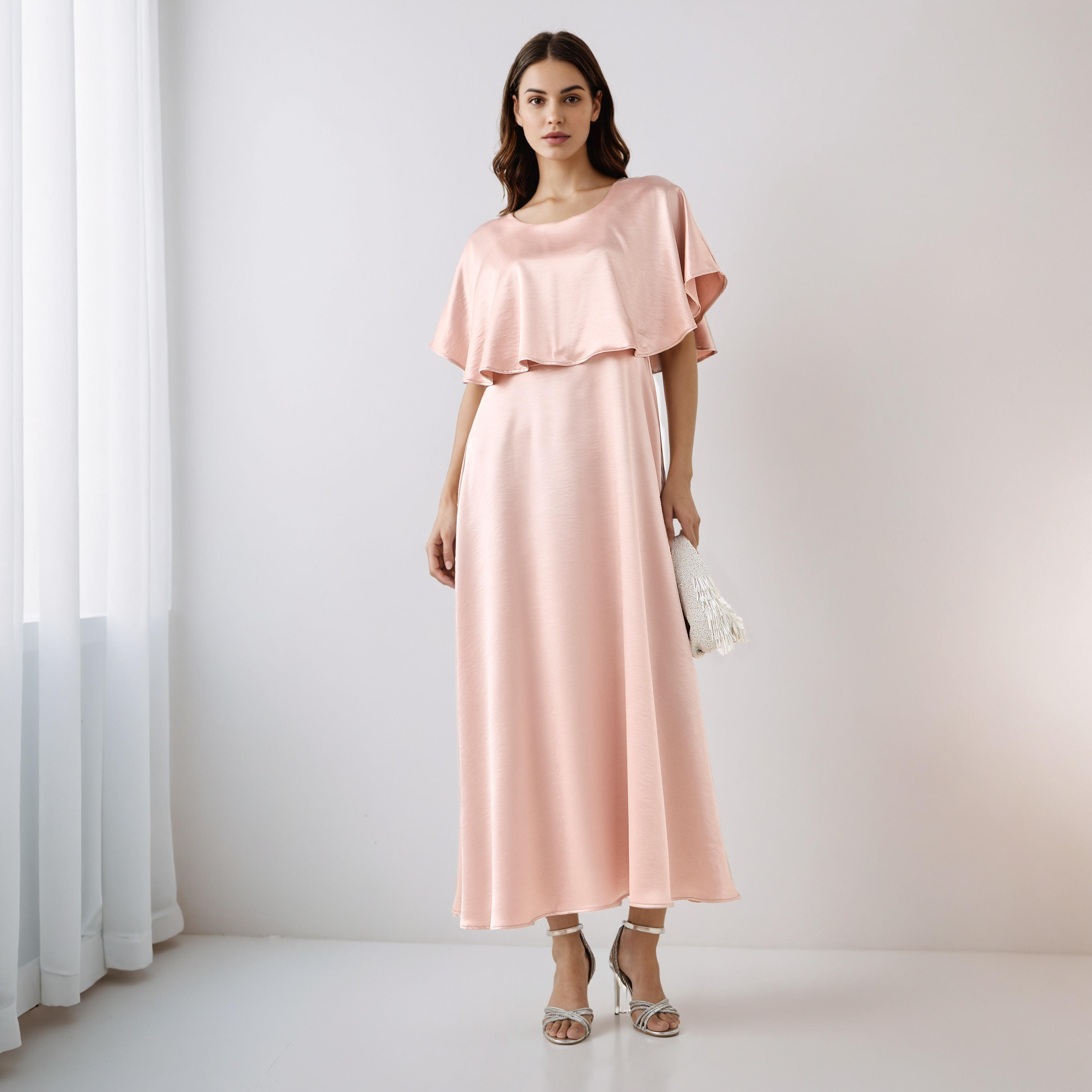 فستان ماكسي بوليستر بقصّة إيه لاين مع تفاصيل كاب علوي-women-clothing-dresses-image-2