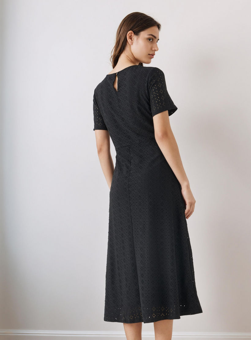 فستان ميدي شيفلي إيه لاين بإغلاق فتحة صغيرة بالخلف-PROMO_SP_AE__6_RGCC_BUY2FOR199_040325-image-4