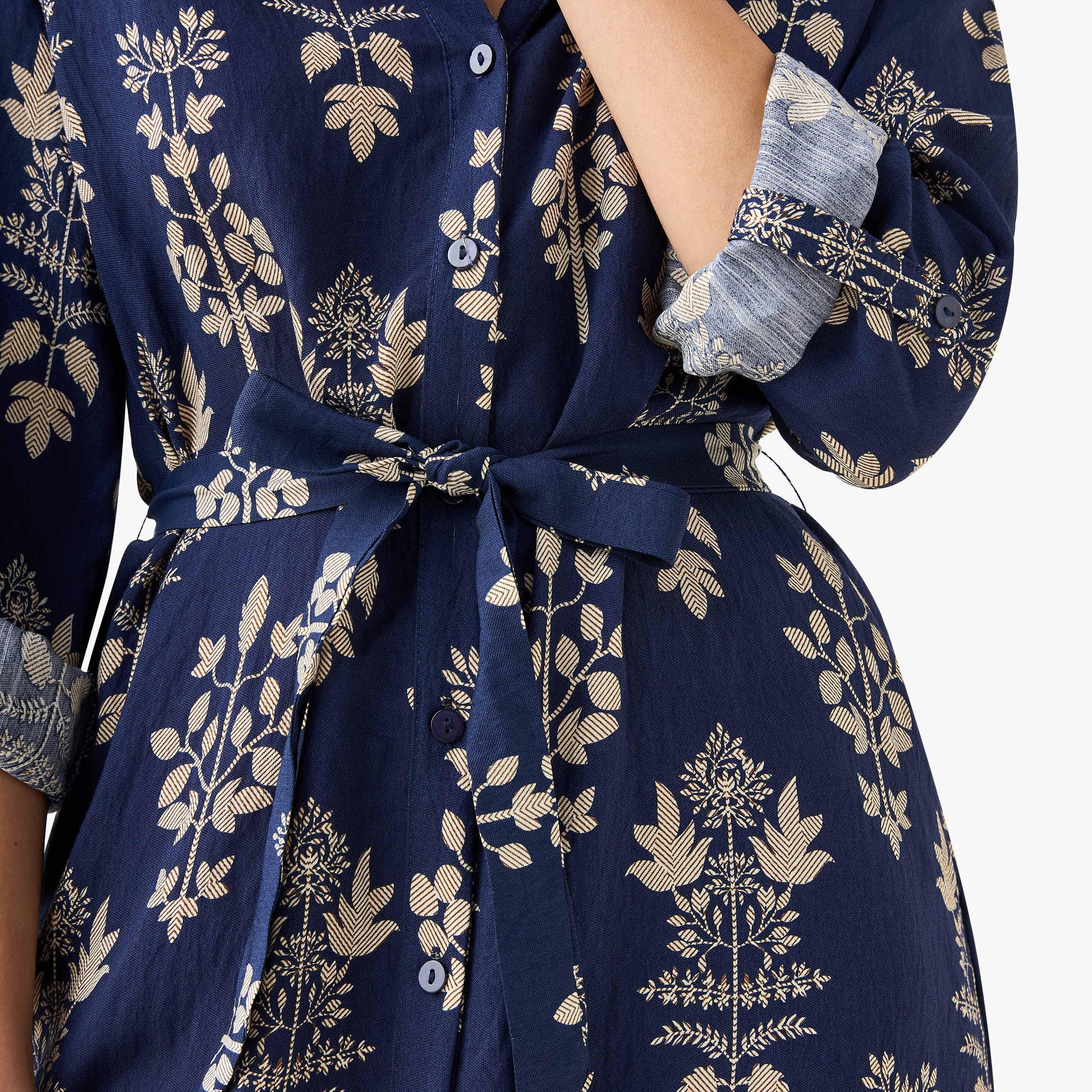 فستان قميص بطول الركبة وبحزام وطبعات زهرية-women-clothing-dresses-image-4