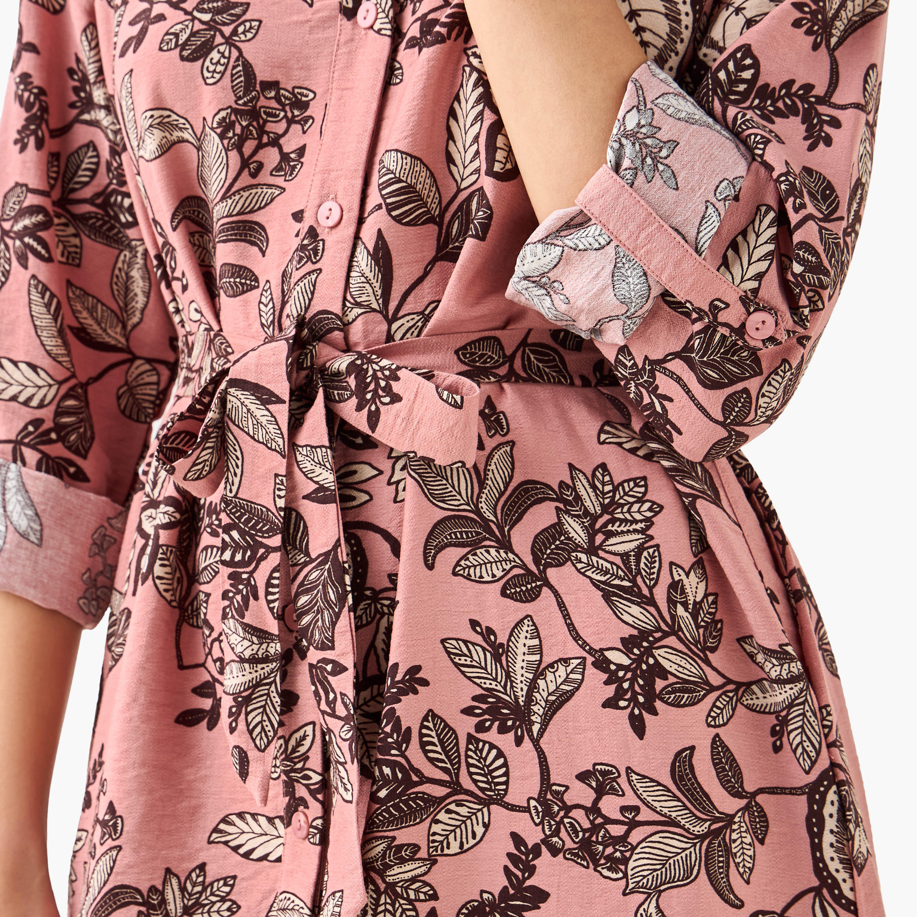 فستان قميص بطول الركبة وبحزام وطبعات زهرية-women-clothing-dresses-image-5