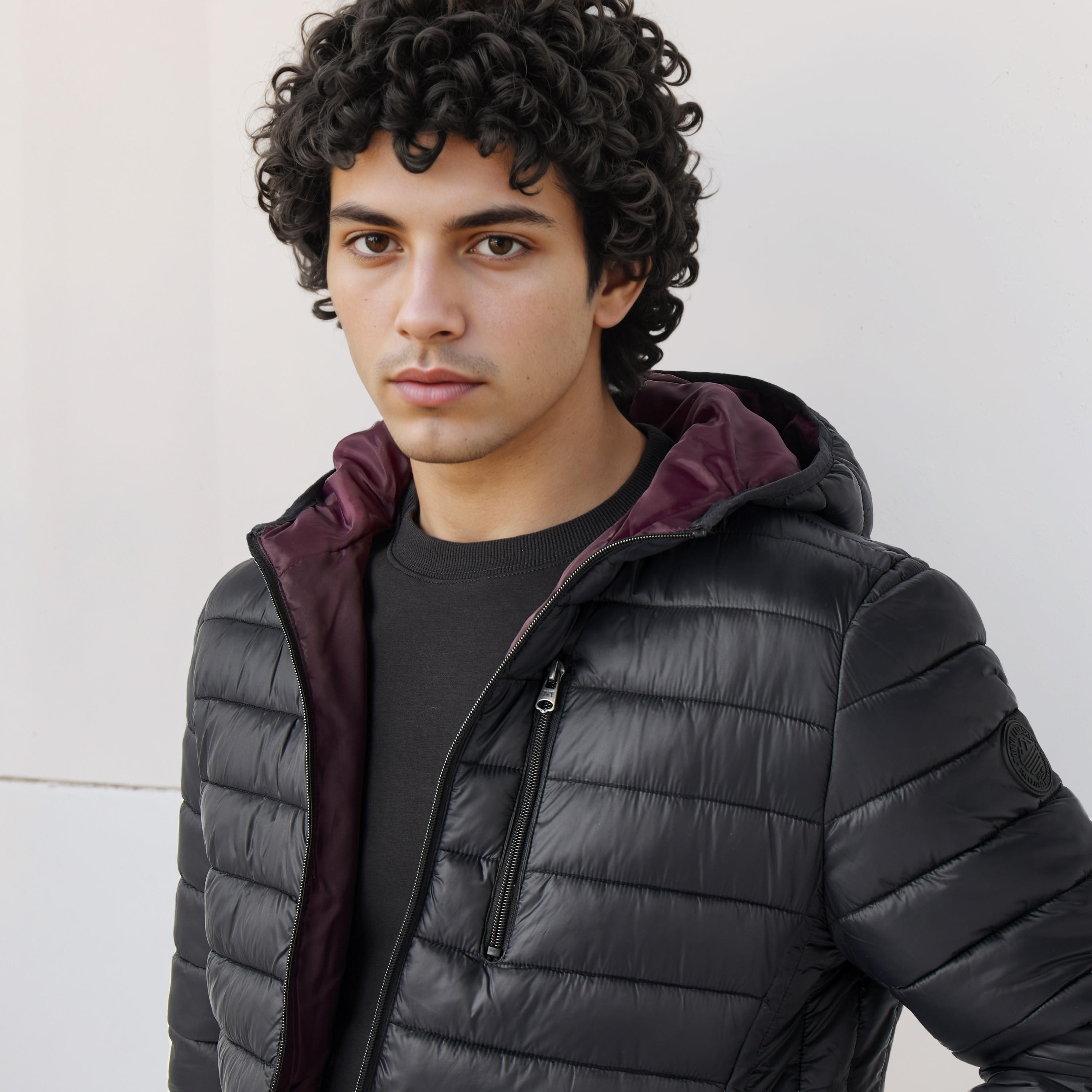 جاكيت مبطن خفيف الوزن بقبعة-men-clothing-jacketsandblazers-jackets-image-4