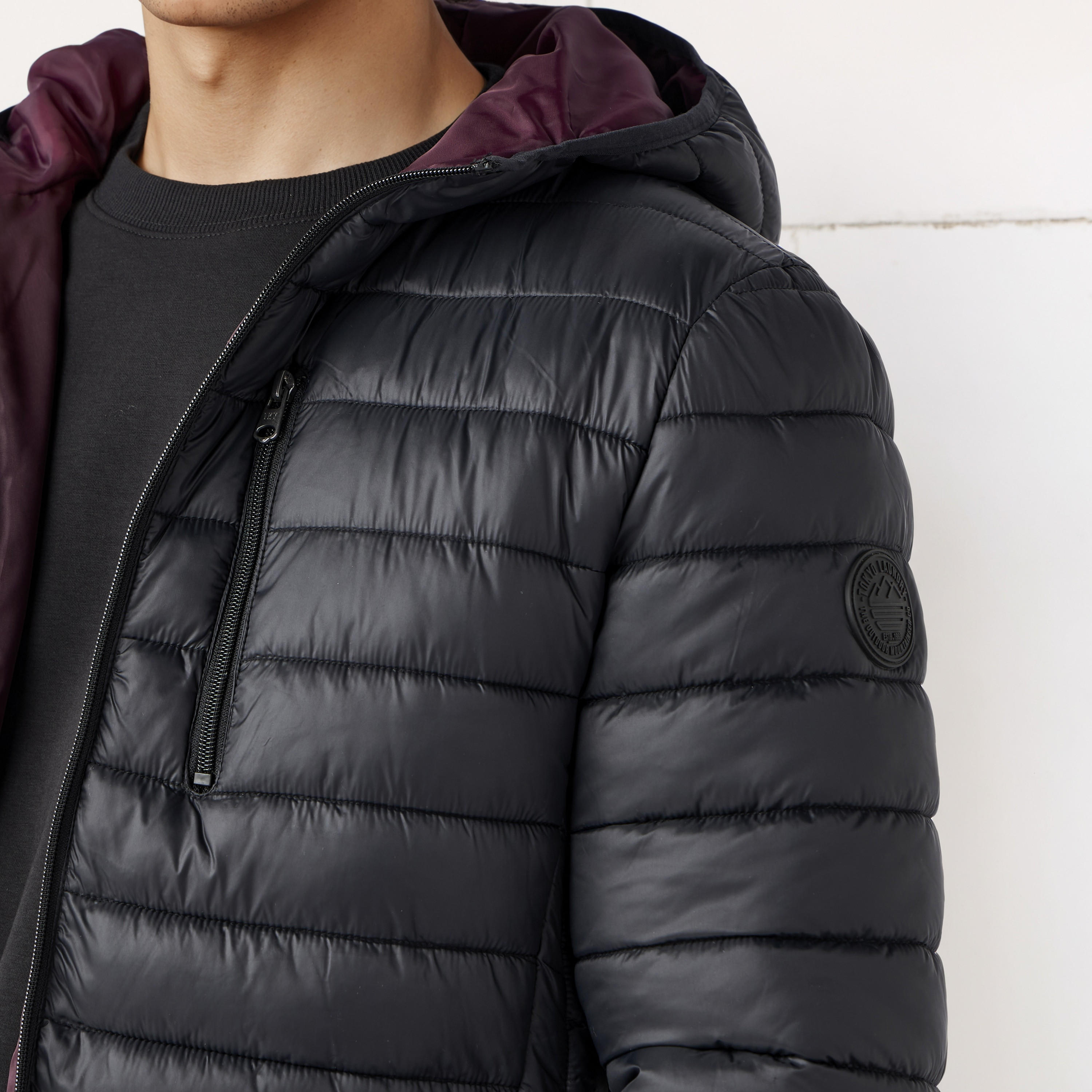 جاكيت مبطن خفيف الوزن بقبعة-men-clothing-jacketsandblazers-jackets-image-6