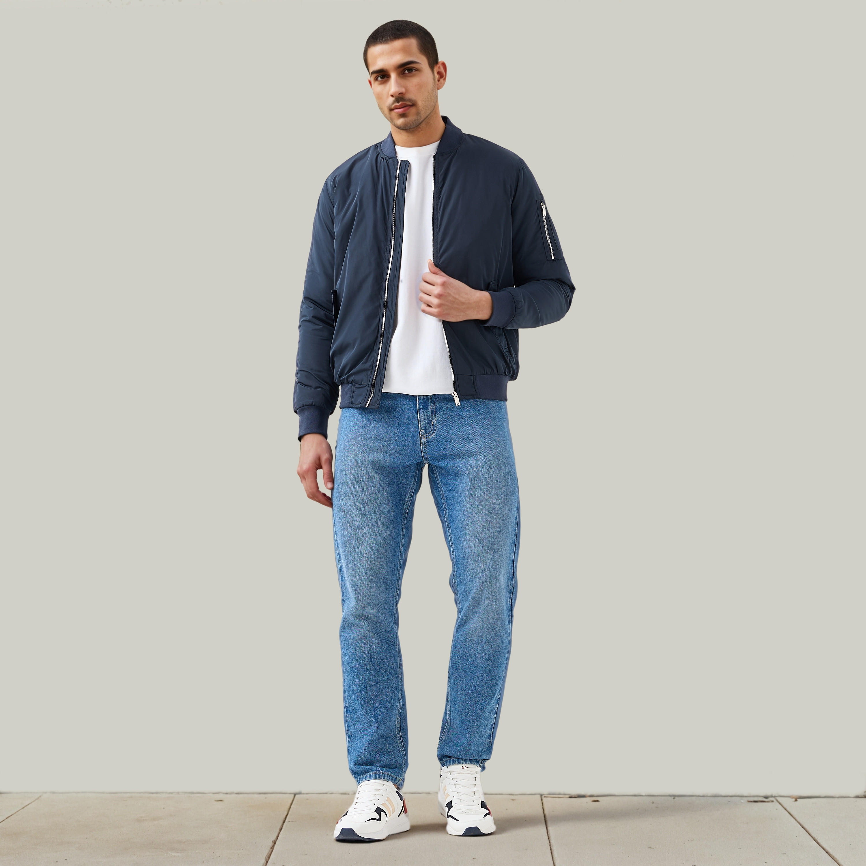 جاكيت بايكر خفيف الوزن بجيوب بسحاب-men-clothing-jacketsandblazers-jackets-image-5