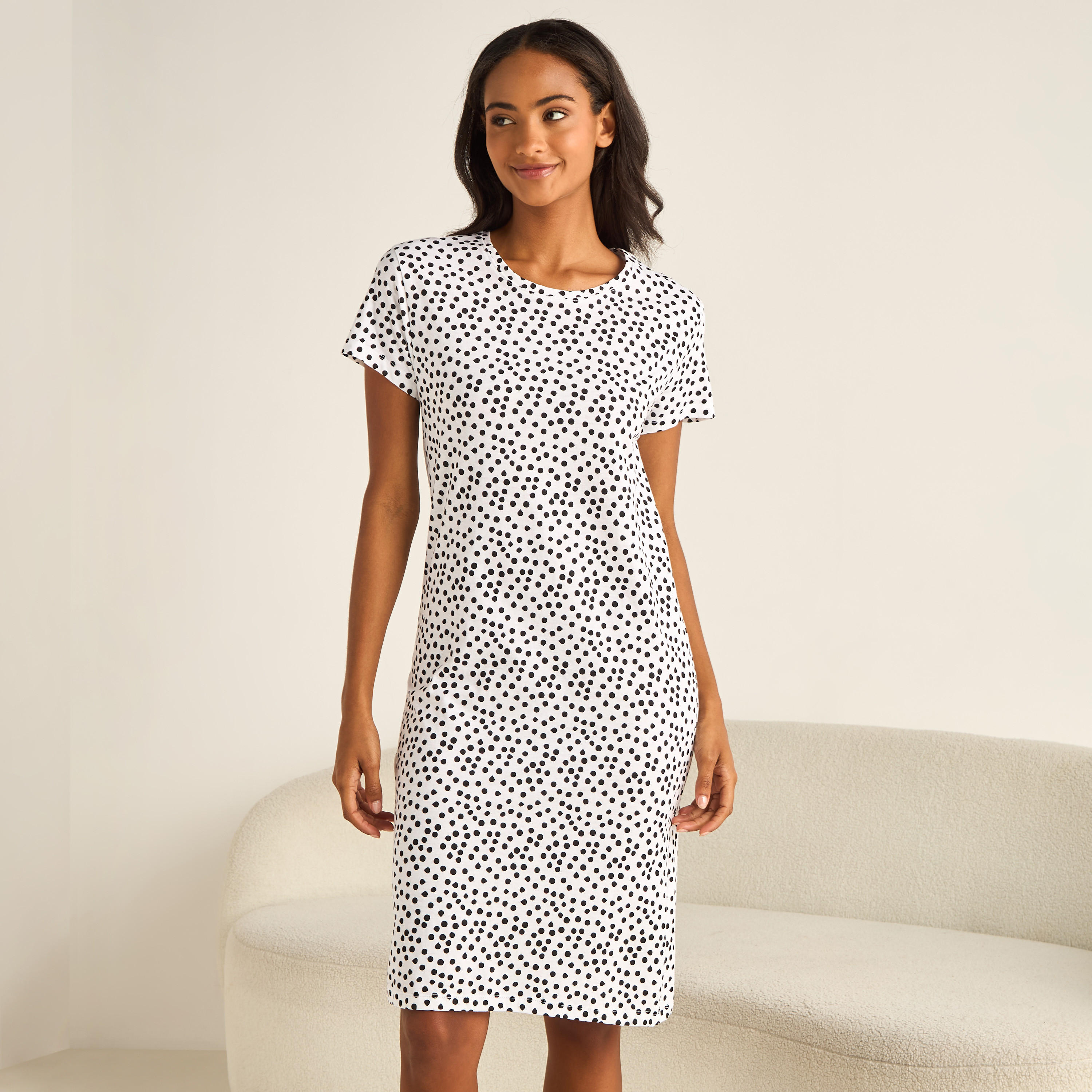 قميص نوم بطول الركبة بياقة مستديرة-women-clothing-nightwear-nighties-image-2