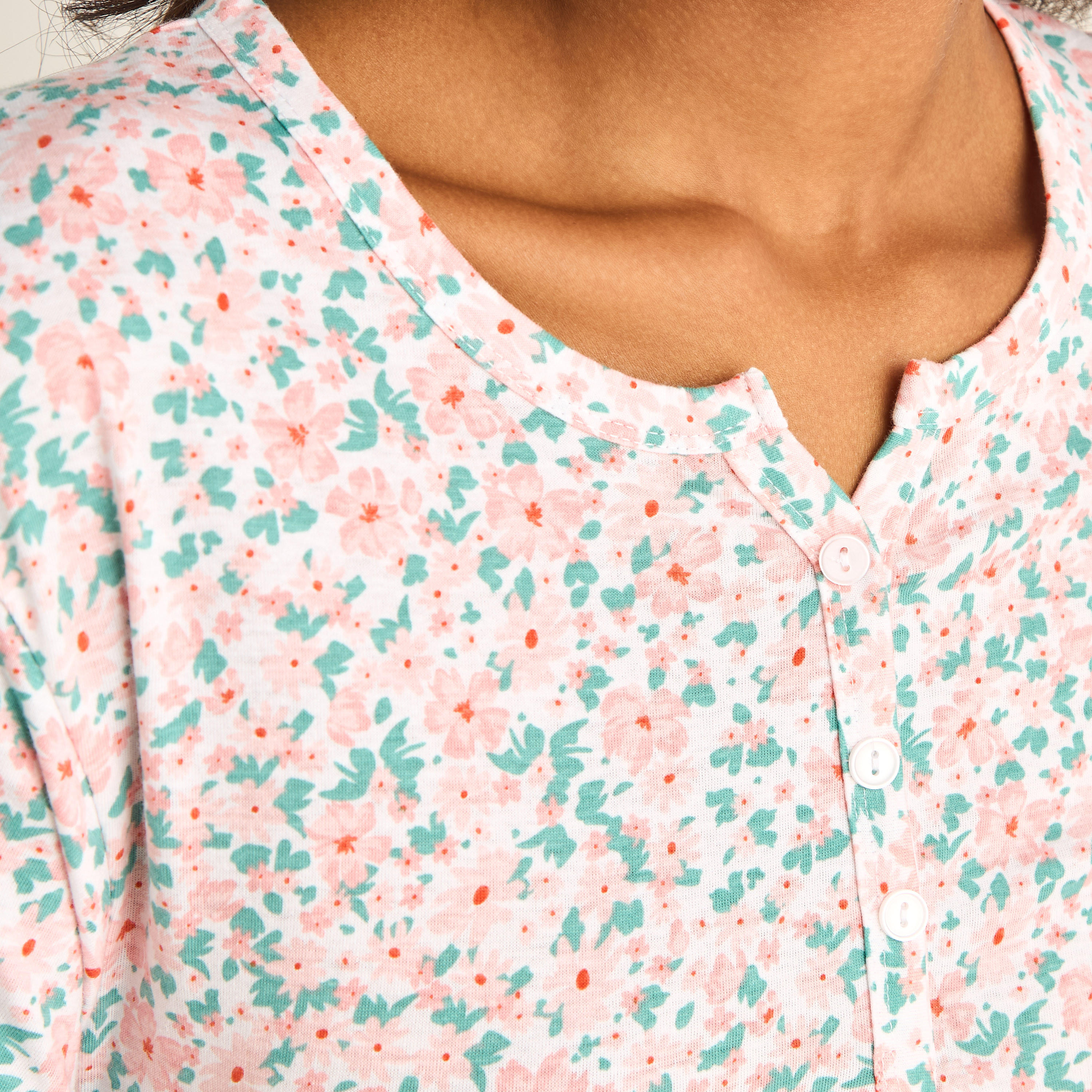 قميص نوم بطول الركبة وطبعات-women-clothing-nightwear-nighties-image-1