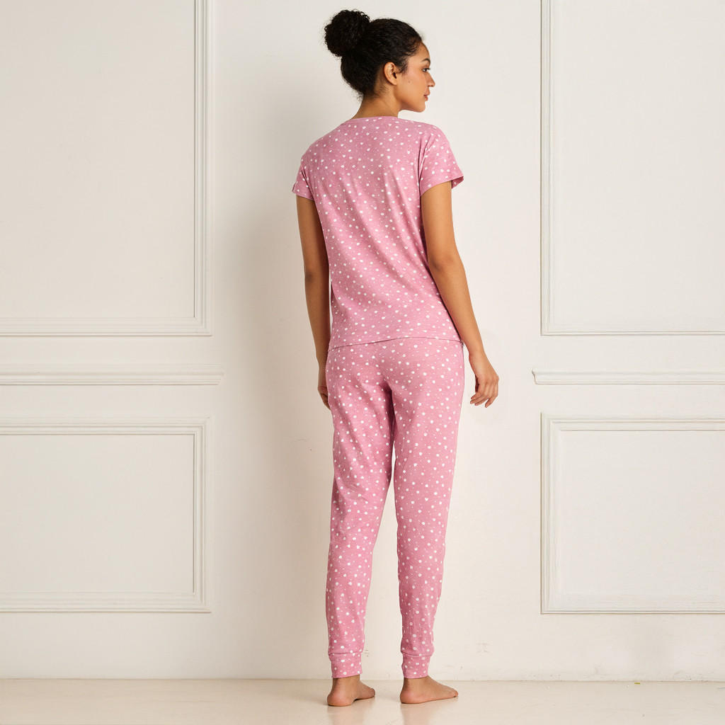طقم تيشيرت وبنطلون بيجاما بطبعات-women-clothing-nightwear-pyjamas-longsets-image-3