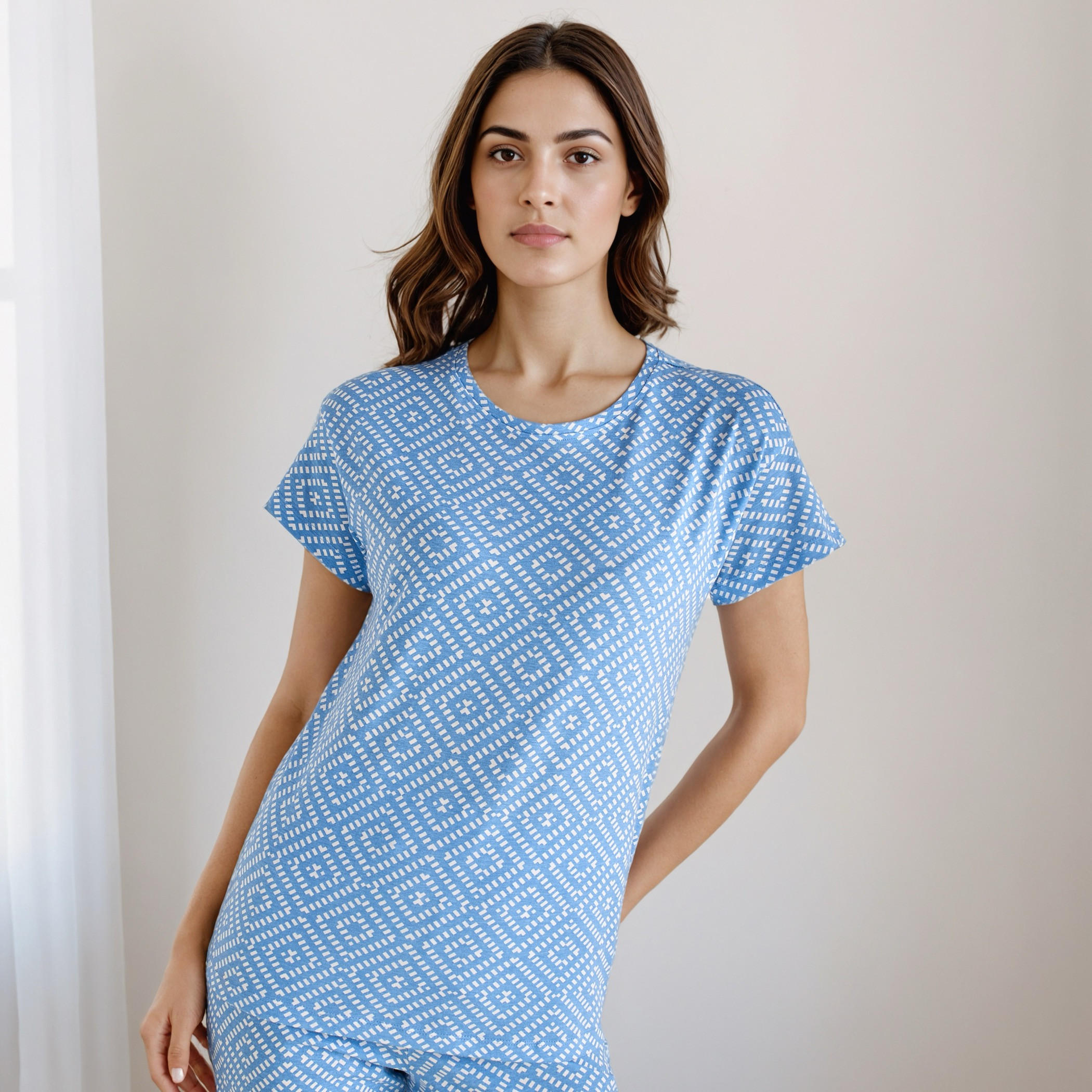 طقم بنطلون بيجاما وتيشيرت-women-clothing-nightwear-pyjamas-longsets-image-2