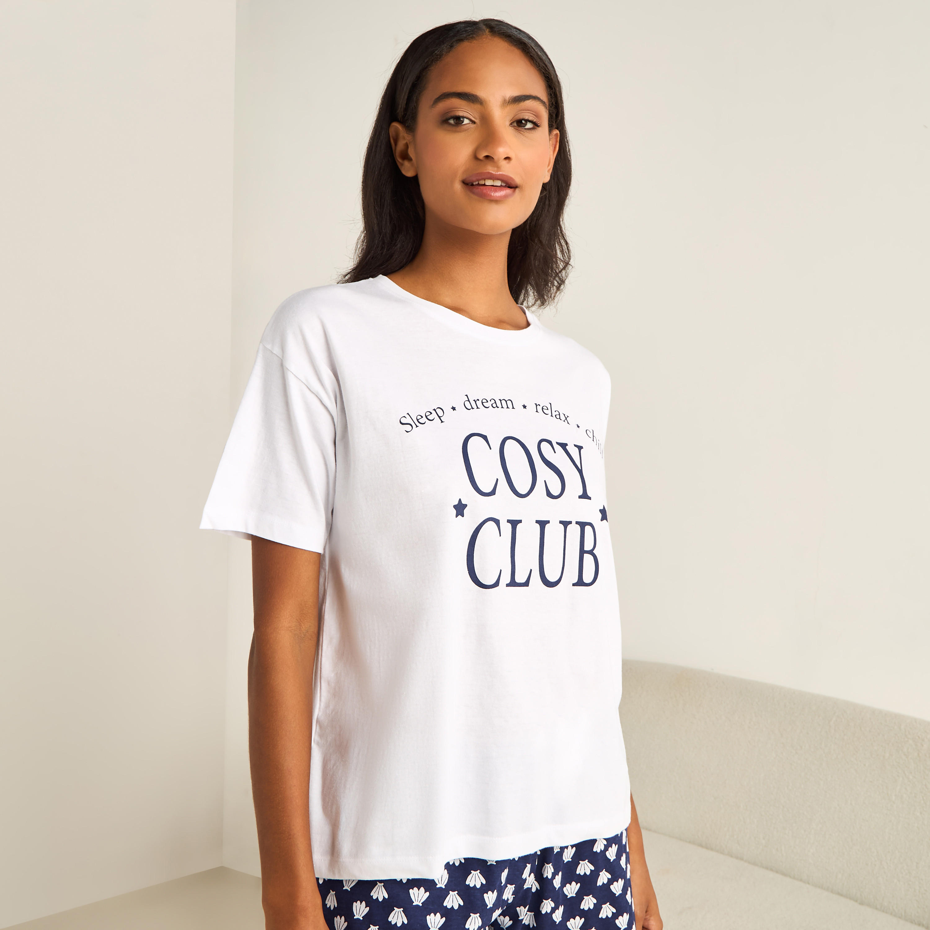 طقم بيجاما تيشيرت وشورت-women-clothing-nightwear-pyjamas-shortsets-image-5