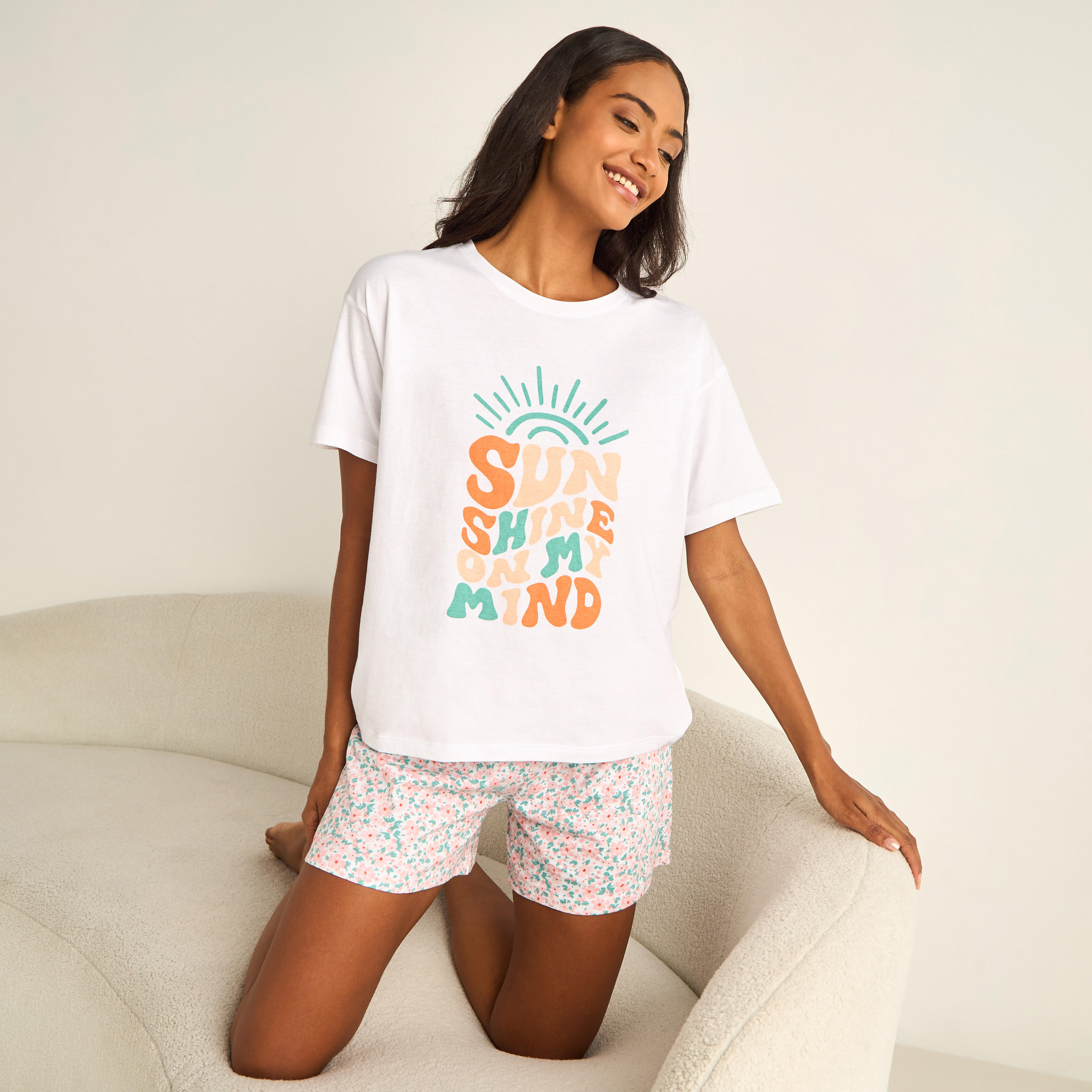 طقم شورت بيجاما وتيشيرت-women-clothing-nightwear-pyjamas-shortsets-image-6