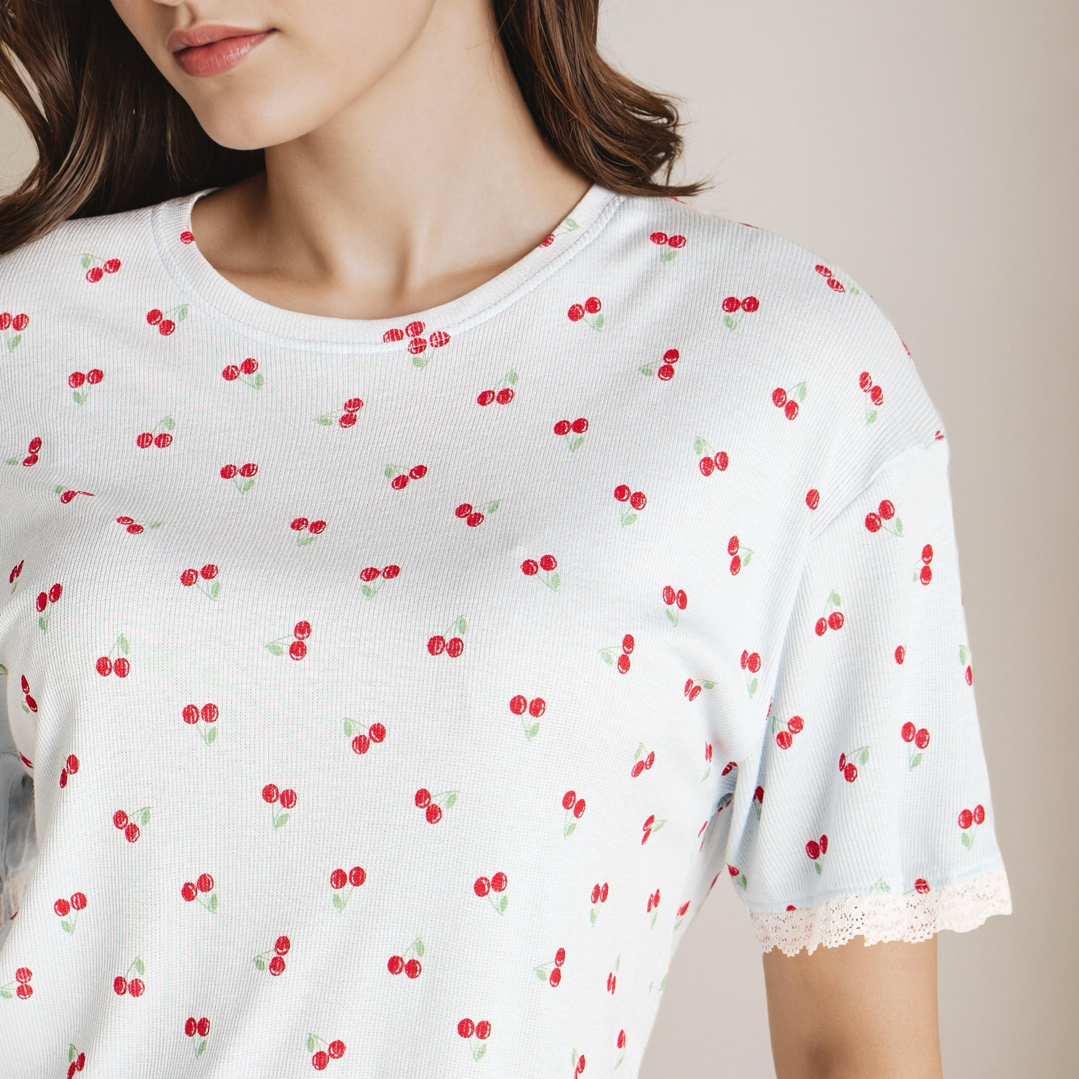 طقم تيشيرت وبنطلون بيجاما بطبعات-women-clothing-nightwear-pyjamas-longsets-image-6