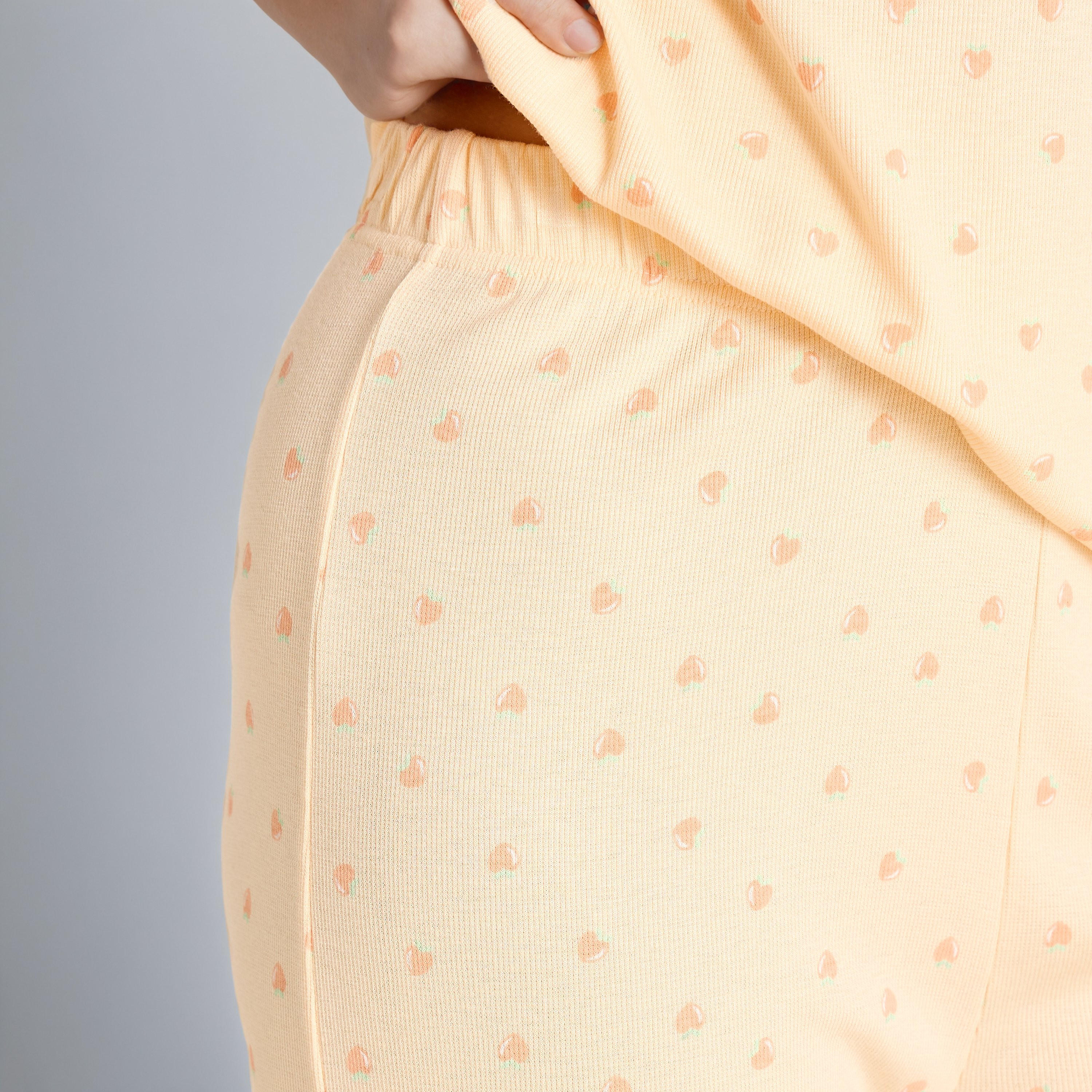 طقم تيشيرت وبنطلون بيجاما بطبعات-women-clothing-nightwear-pyjamas-longsets-image-1