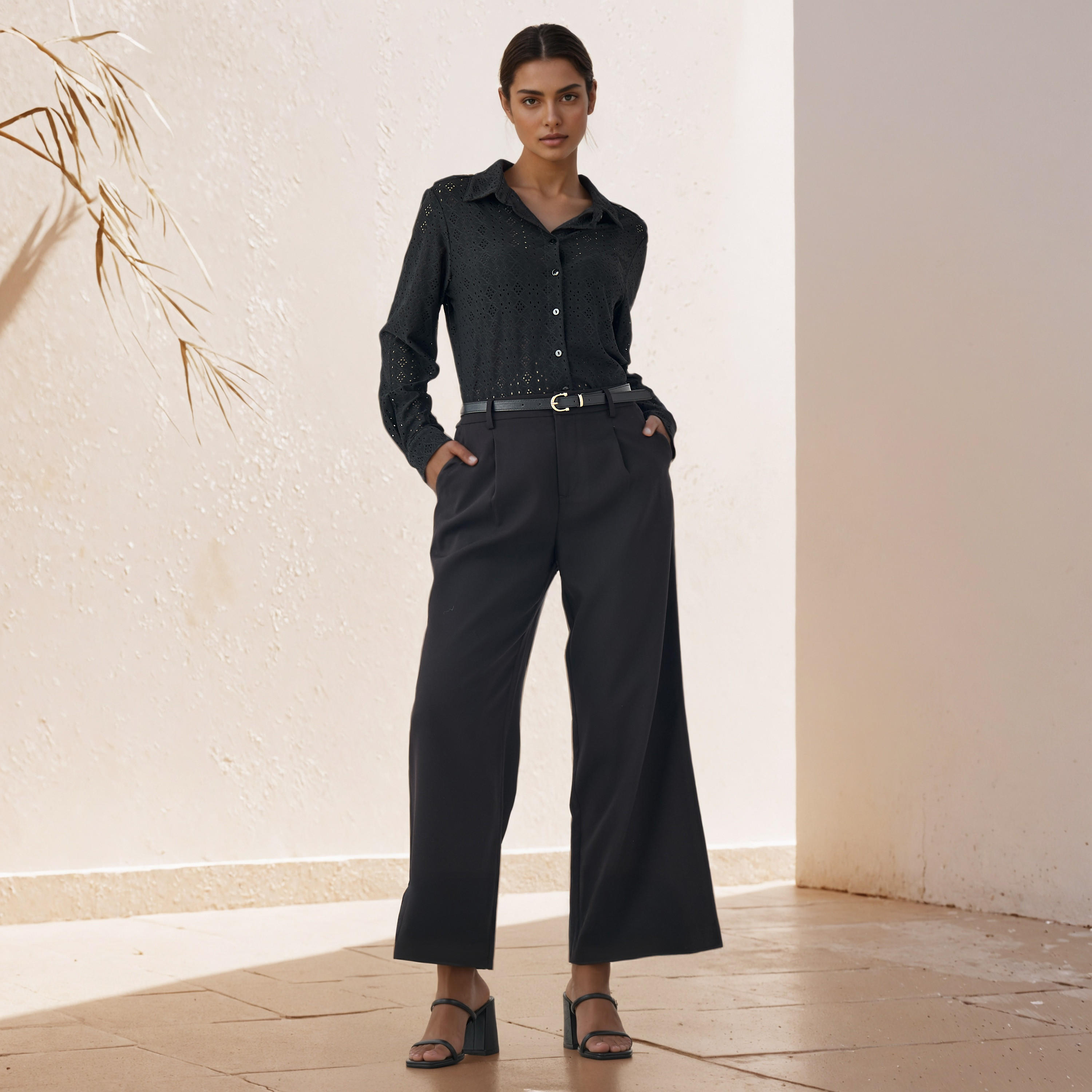 قميص شيفلي بارز الملمس بقصة عادية وياقة-women-clothing-shirtsandblouses-shirts-image-2