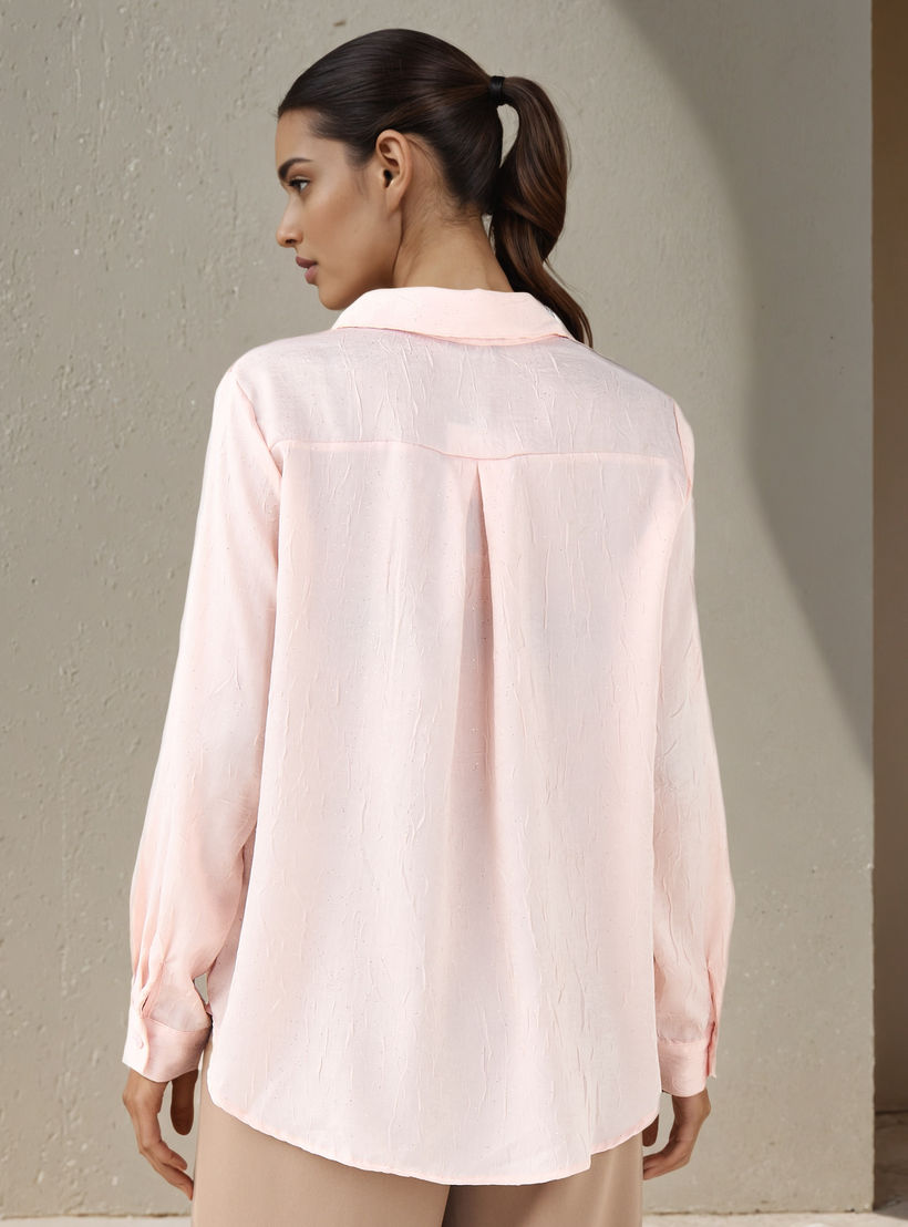 قميص فيسكوز بارز الملمس بقصة عادية وياقة-women-clothing-shirtsandblouses-shirts-image-3