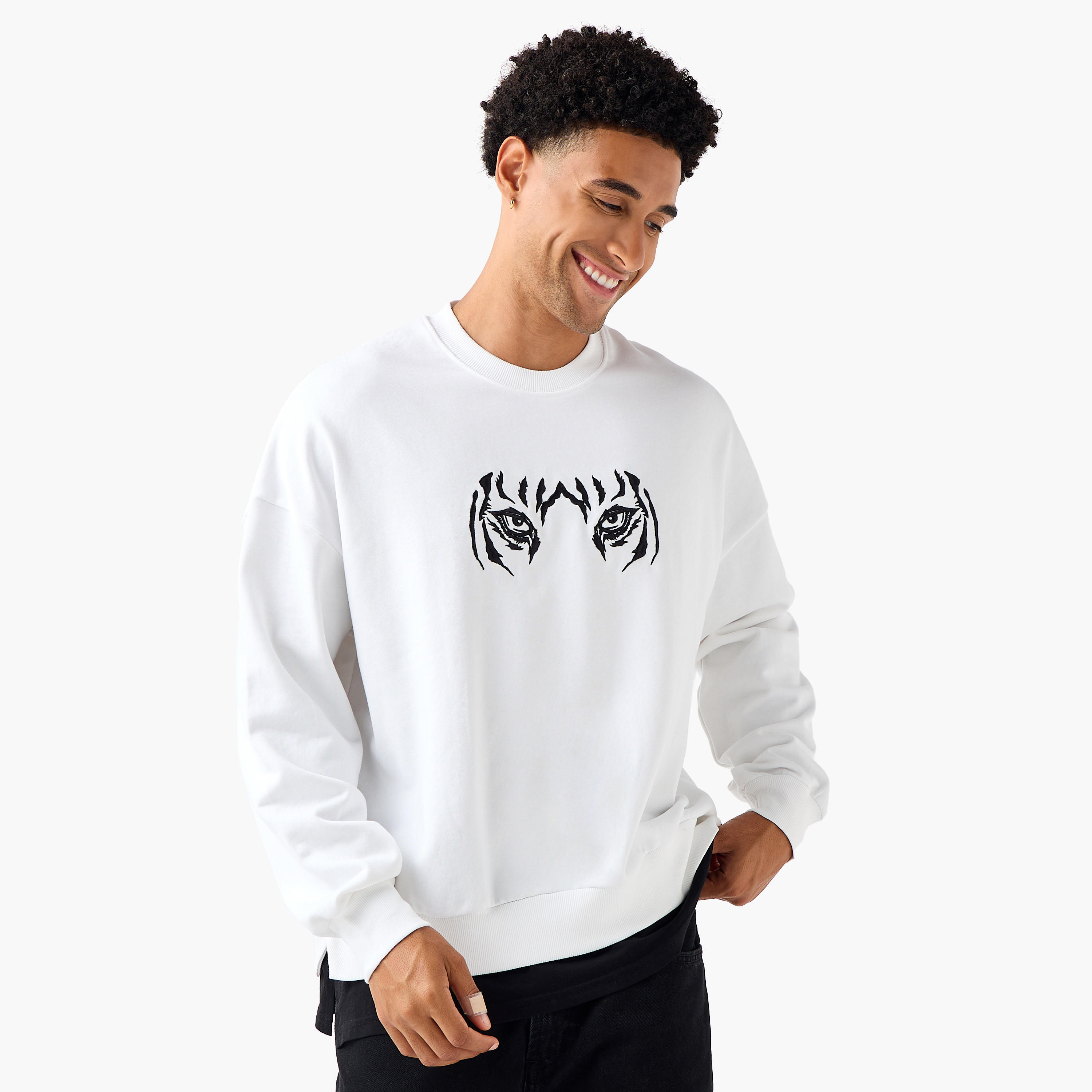 Men Oversized Tiger Print Sweatshirt-men-winterwear-hoodiesandsweatshirts-image-1