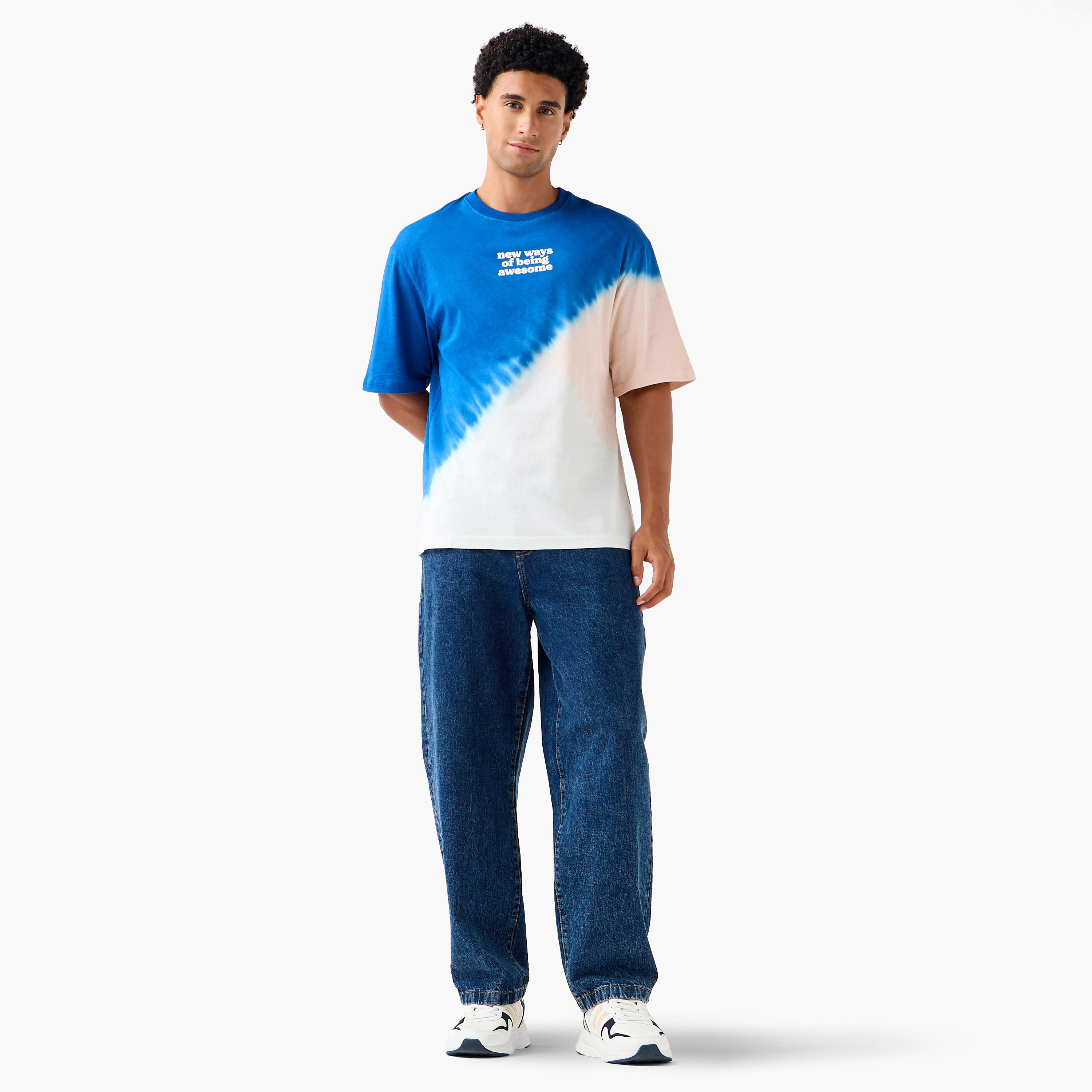 تيشيرت مصبوغ بقصة عادية وياقة ضيقة وأكمام قصيرة للرجال-men-clothing-tshirtsandpolos-tshirts-image-2