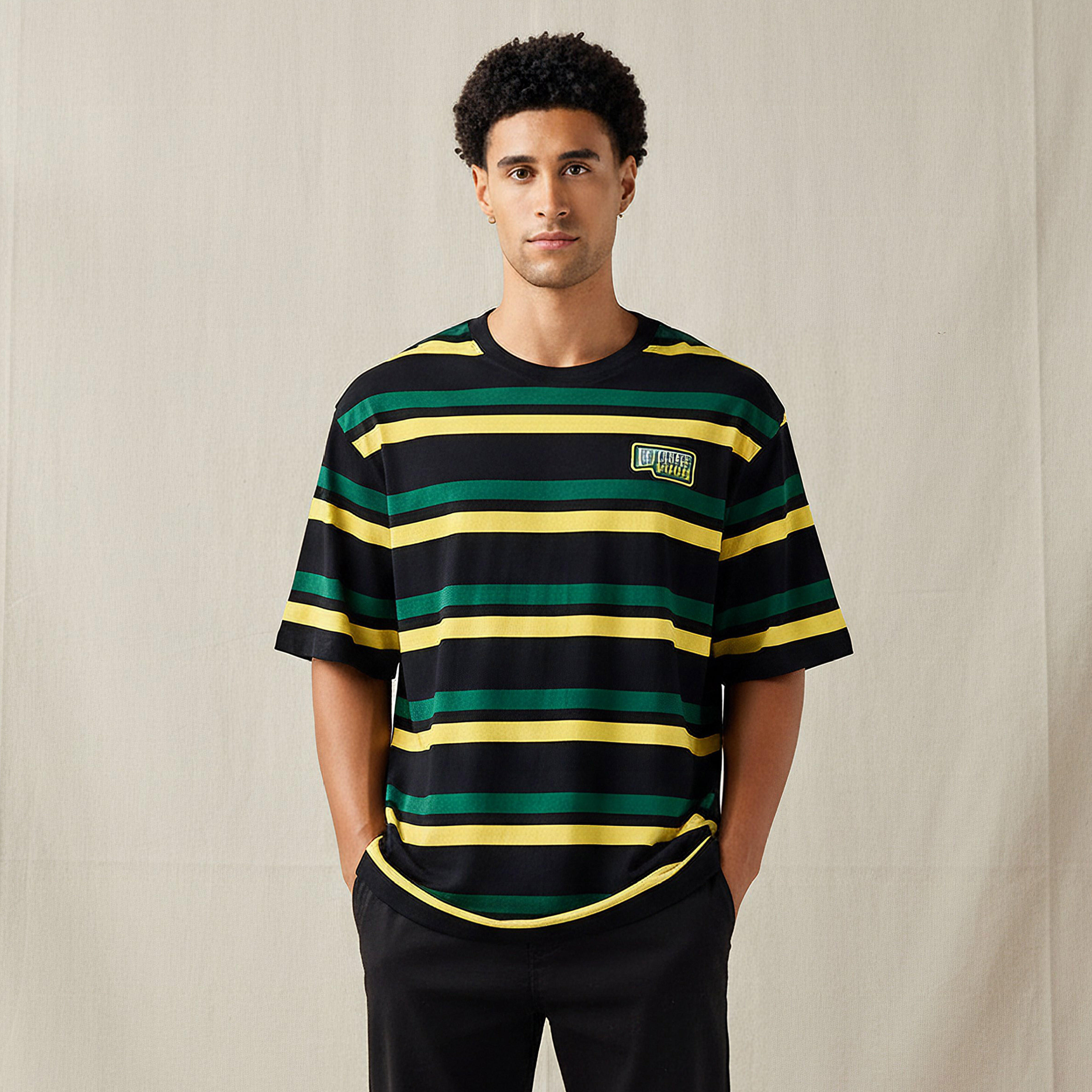 تيشيرت مخطط بقصة عادية وياقة ضيقة وأكمام قصيرة للرجال-men-clothing-tshirtsandpolos-tshirts-image-5
