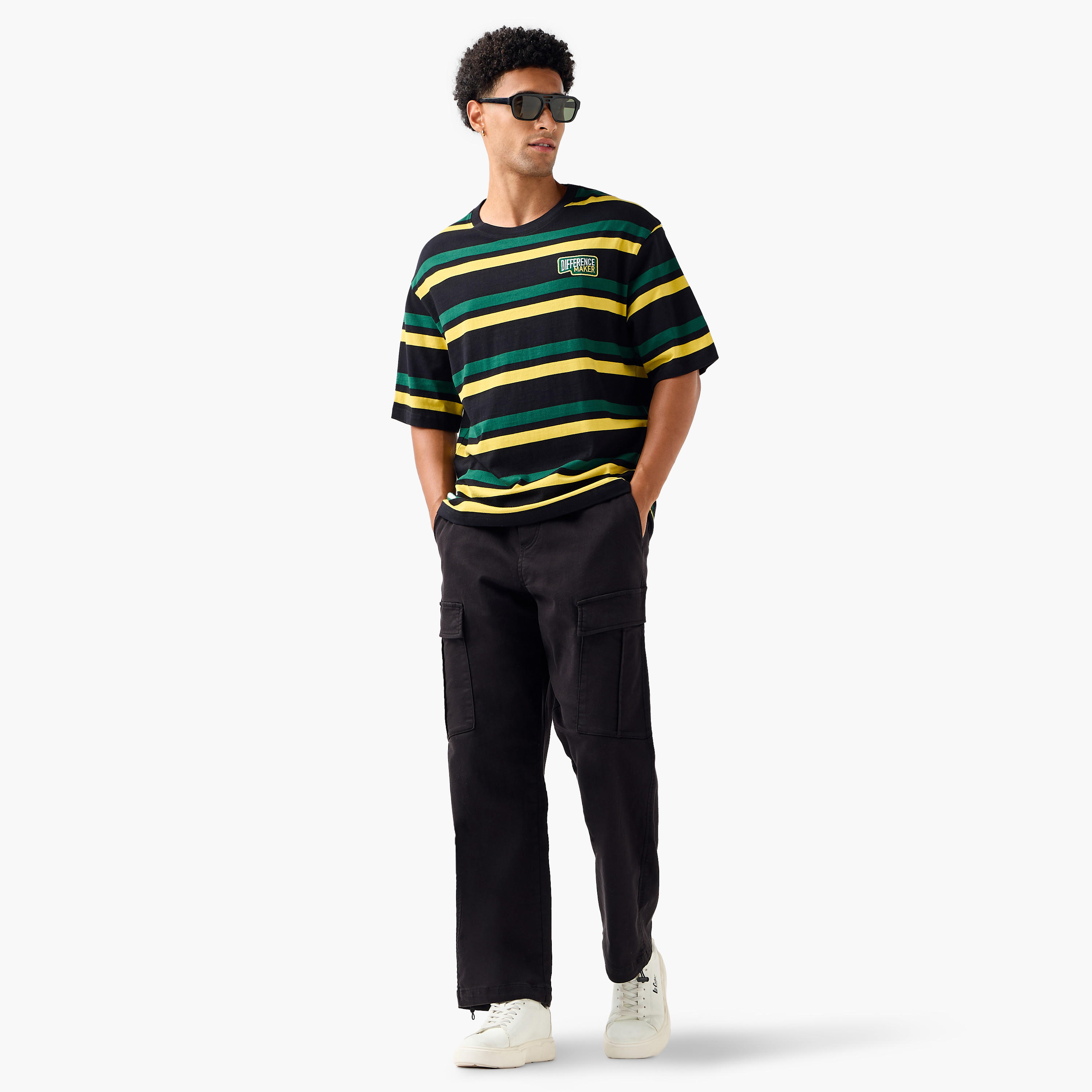 تيشيرت مخطط بقصة عادية وياقة ضيقة وأكمام قصيرة للرجال-men-clothing-tshirtsandpolos-tshirts-image-4