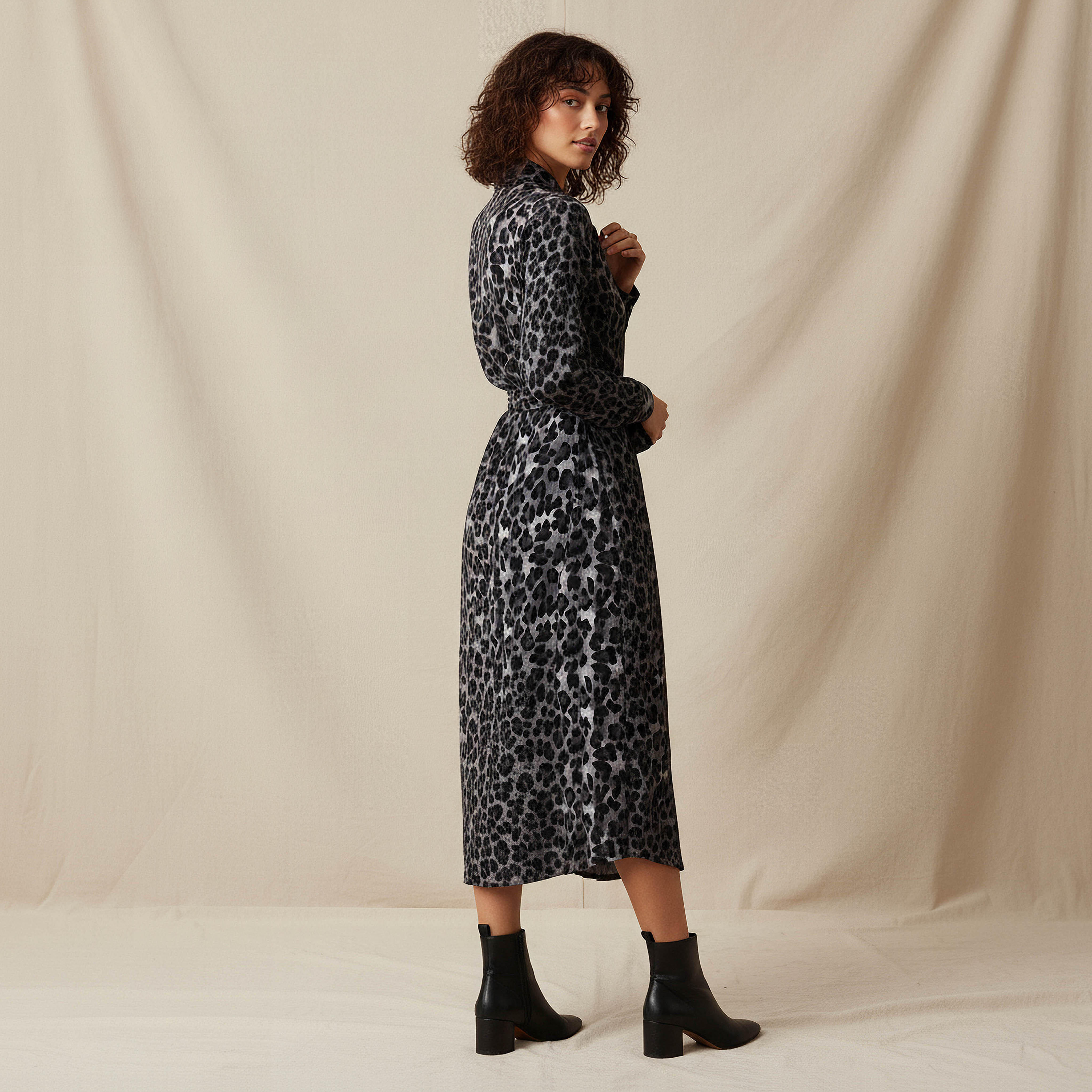 Animal Printed Long Sleeves Shirt Dress-women-clothing-dresses-image-3