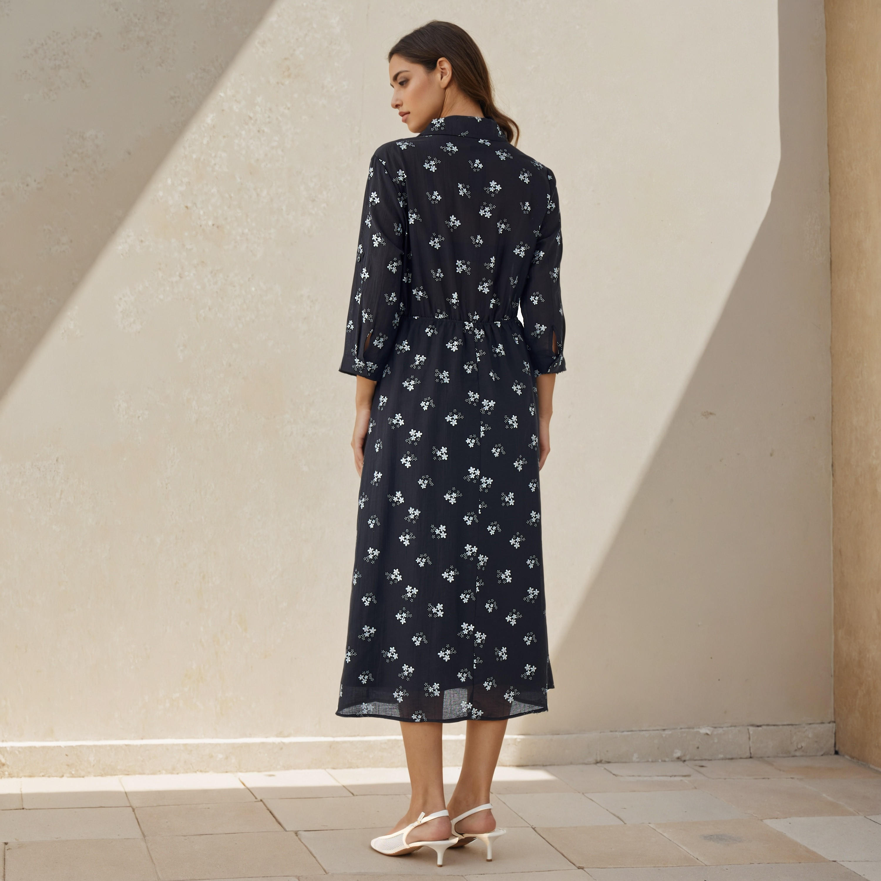 فستان قميص دينيم ميدي بطبعة زهور-women-clothing-dresses-image-3