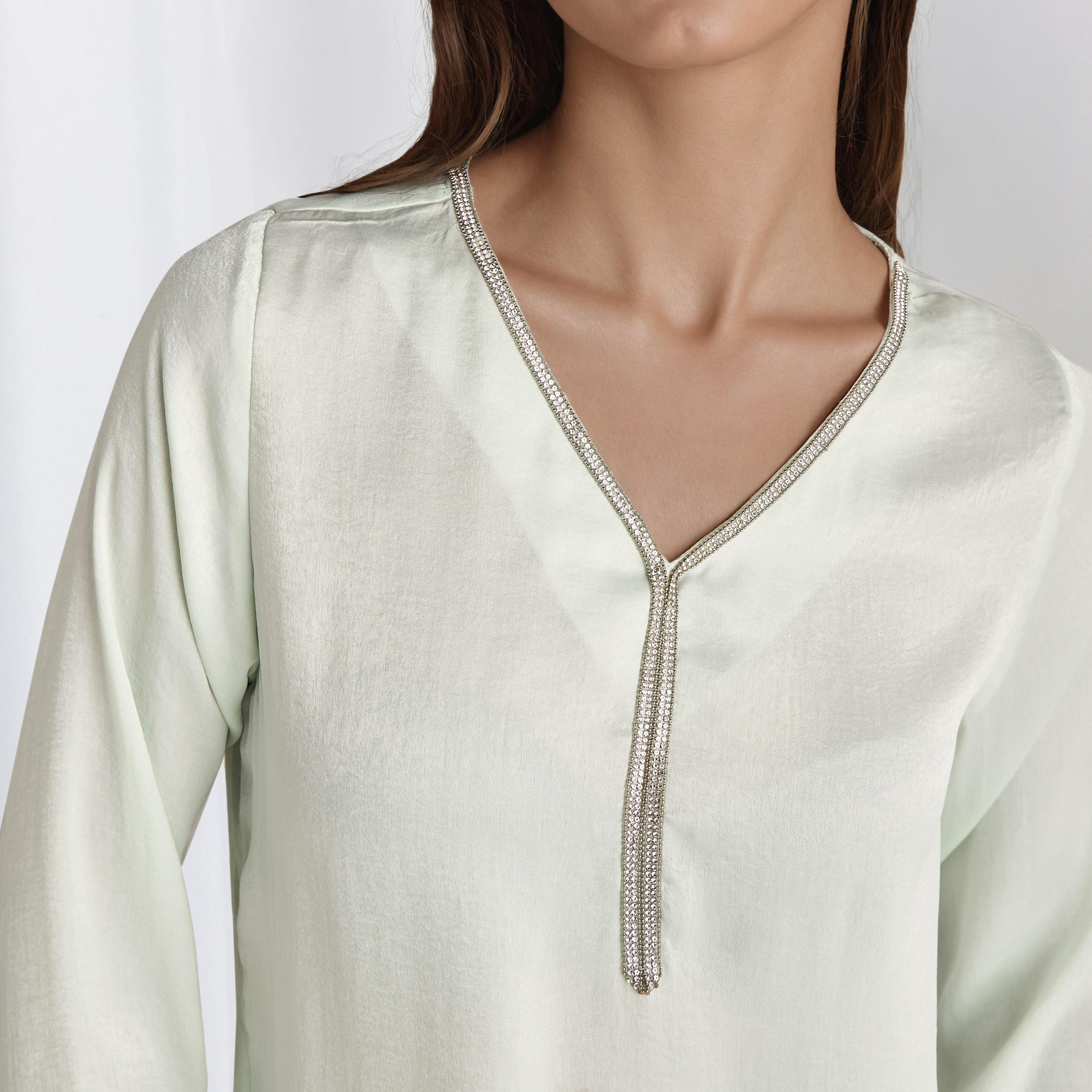 Nighty Maxi Length with V-neck-women-clothing-nightwear-nighties-image-5