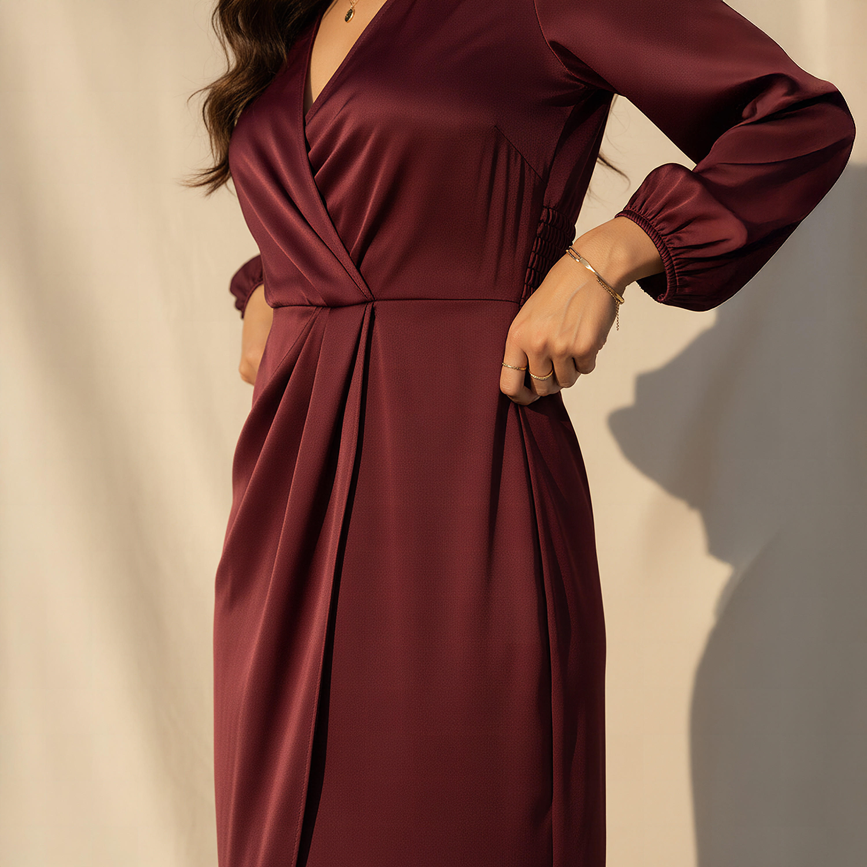 فستان ملفوف ستان ميدي بأكمام منفوخة-women-clothing-dresses-image-4