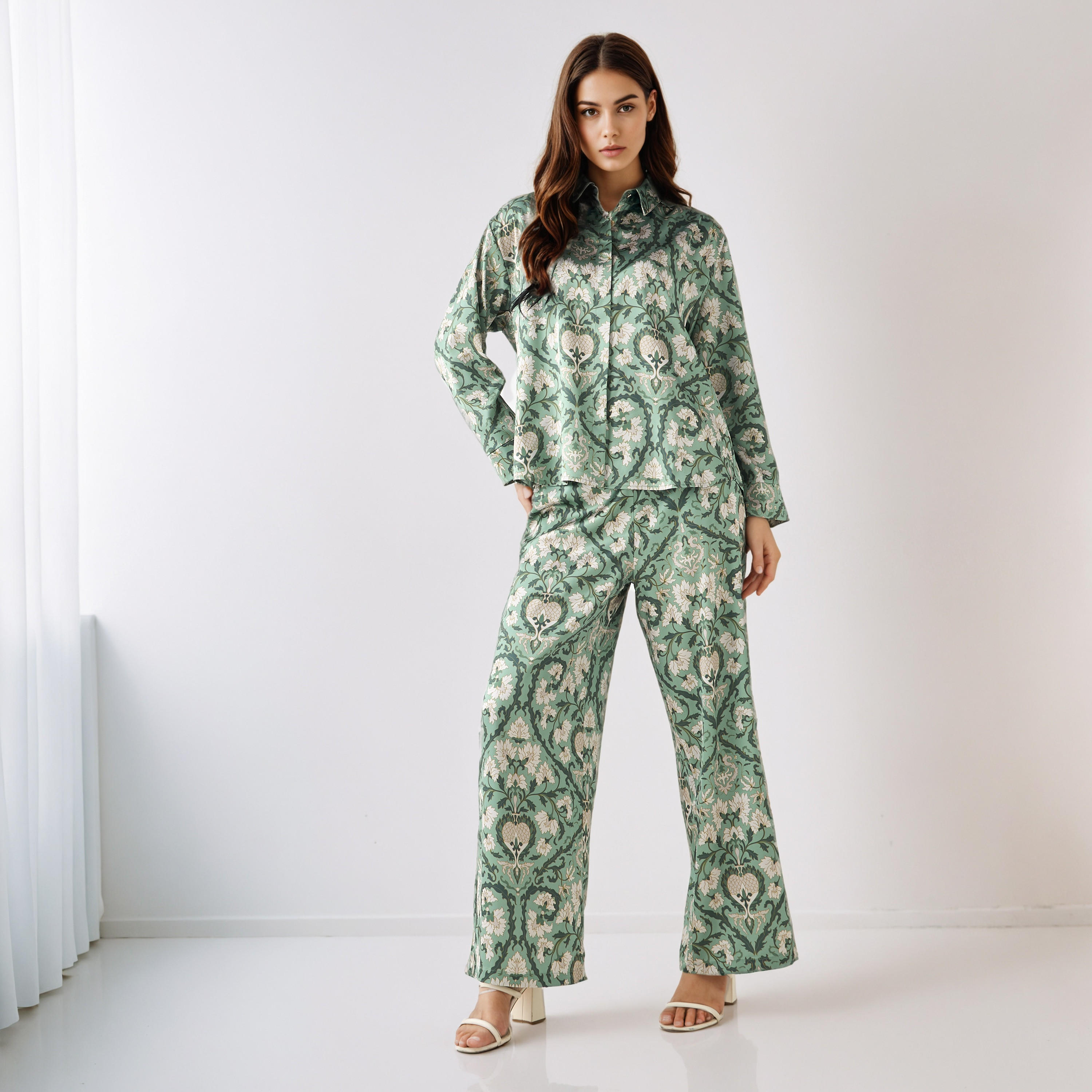 طقم منسق قميص وبنطلون واسع الساق-women-clothing-coordsets-image-1
