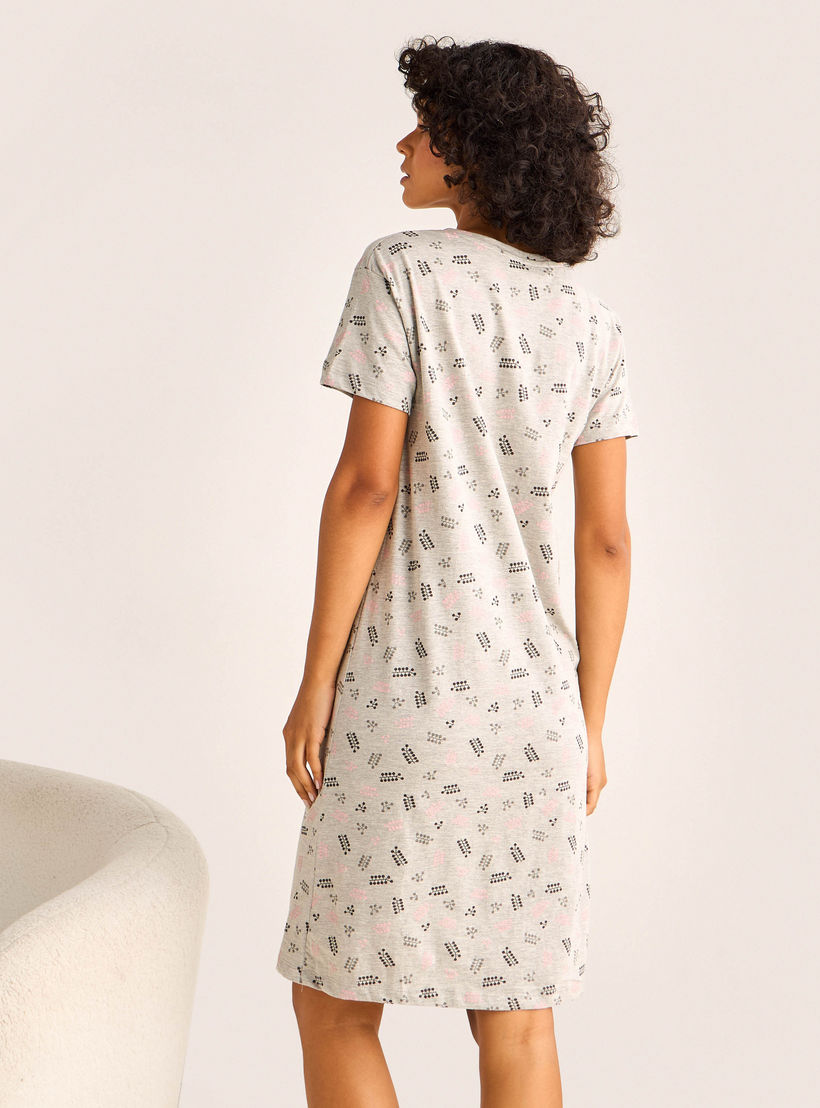 قميص نوم بطبعات وأكمام قصيرة-women-clothing-nightwear-nighties-image-3