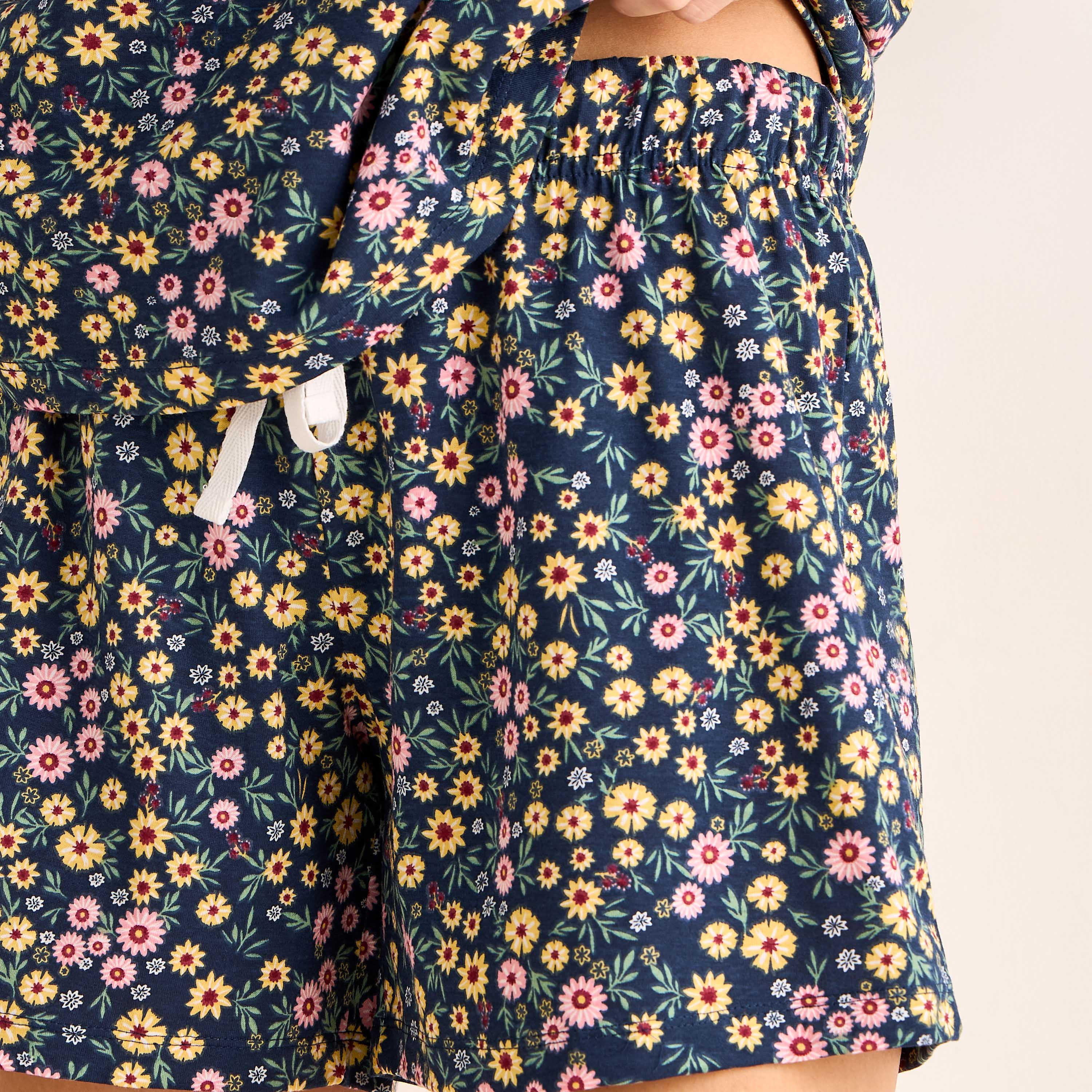 Pyjama Short Set T-shirt & Shorts-women-clothing-nightwear-pyjamas-shortsets-image-5