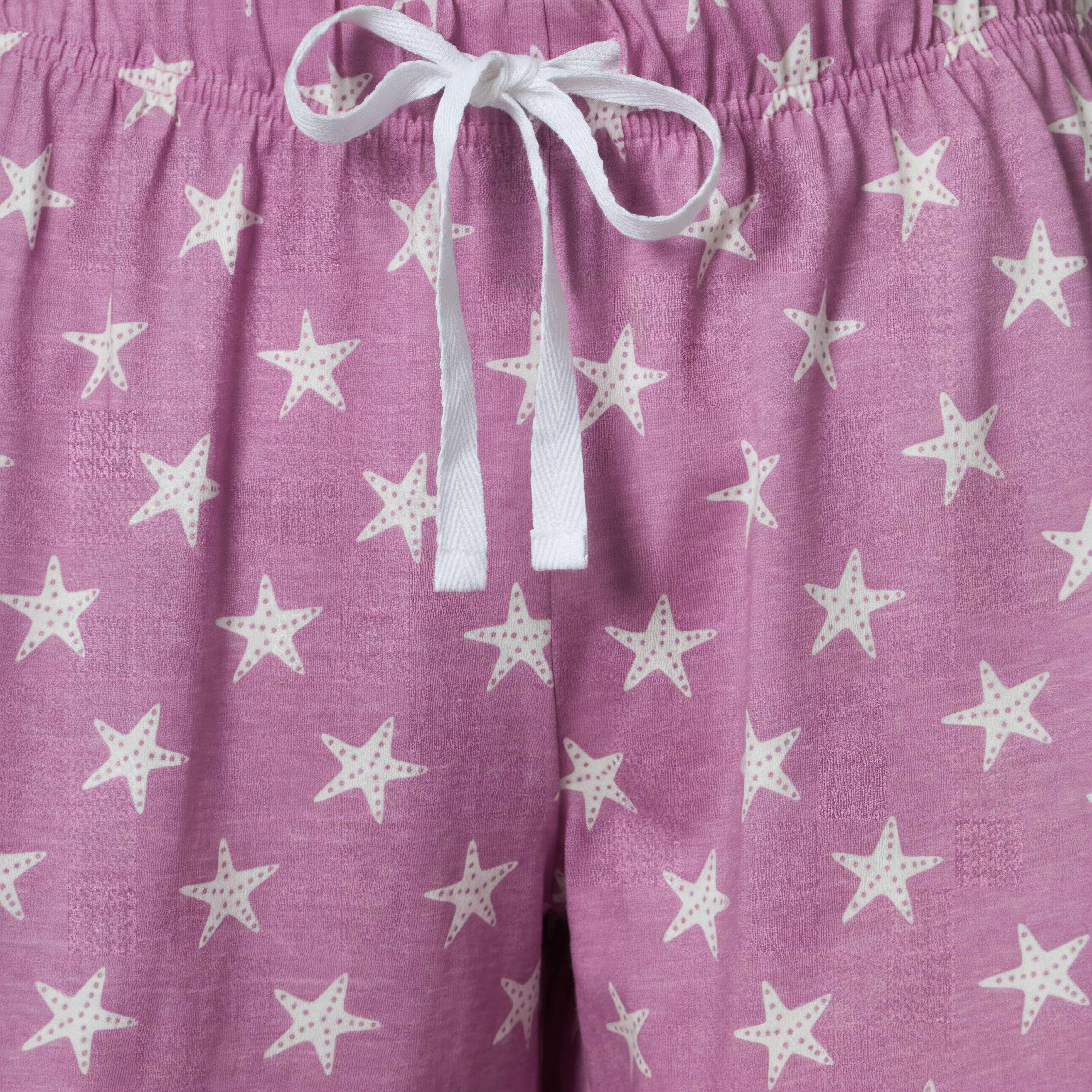 طقم بيجاما تيشيرت وشورت بطبعات-women-clothing-nightwear-pyjamas-shortsets-image-6