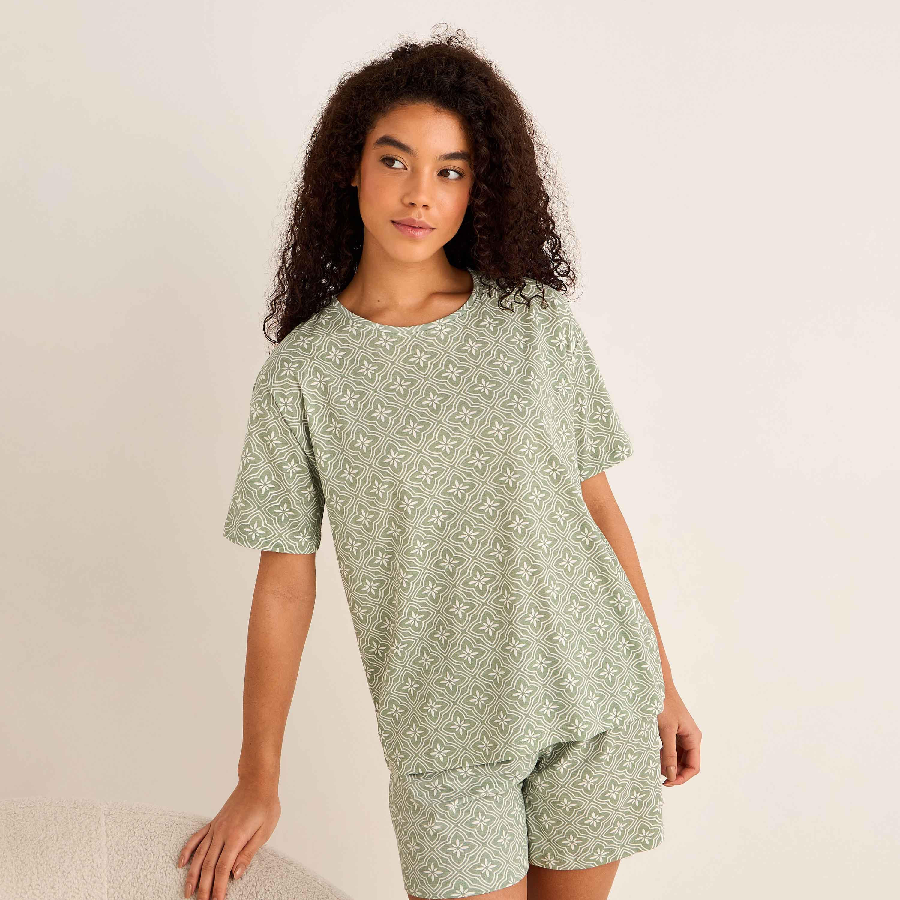 Pyjama Short Set T-shirt & Shorts-women-clothing-nightwear-pyjamas-shortsets-image-2