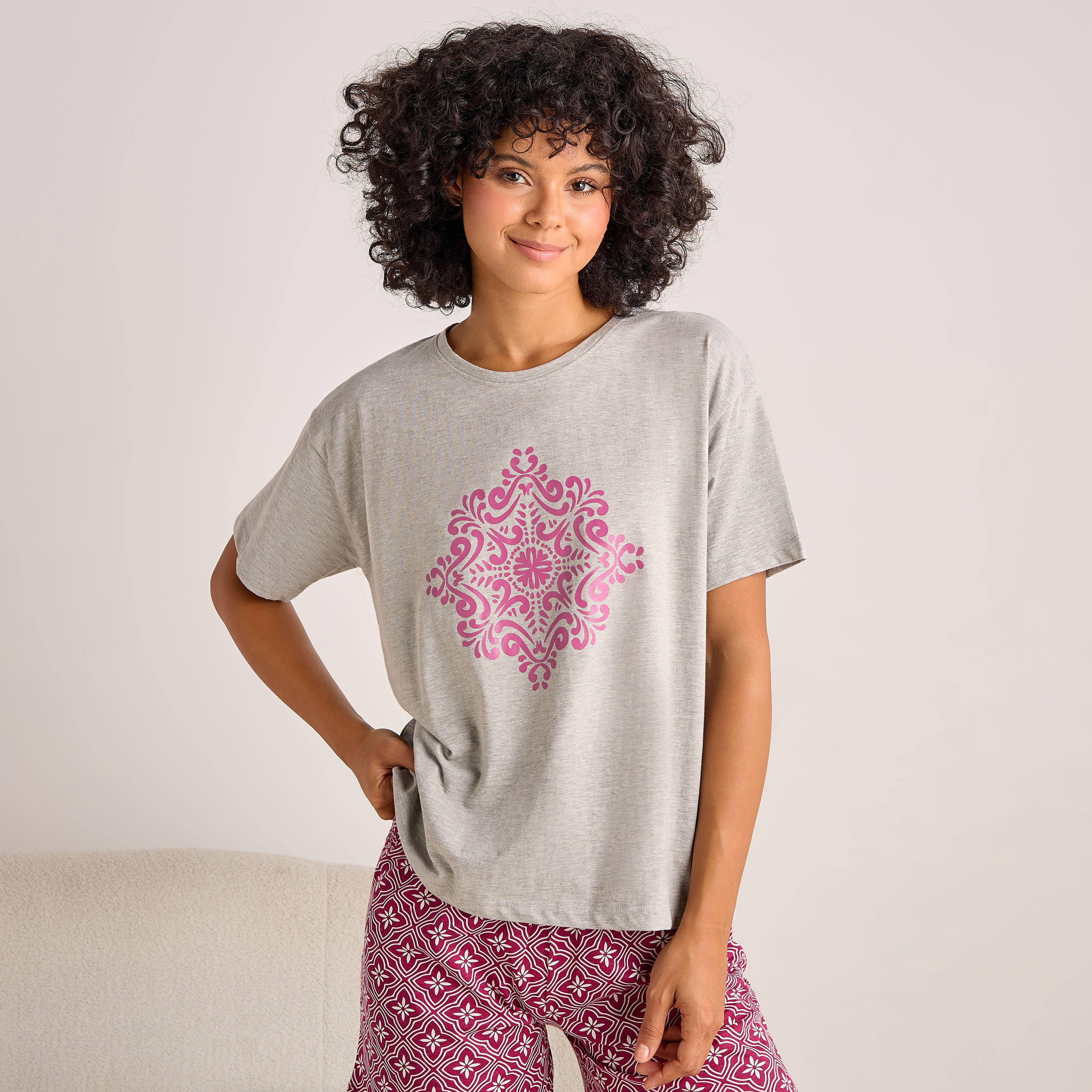 طقم بيجاما شورت تيشيرت مع شورت-women-clothing-nightwear-pyjamas-shortsets-image-5