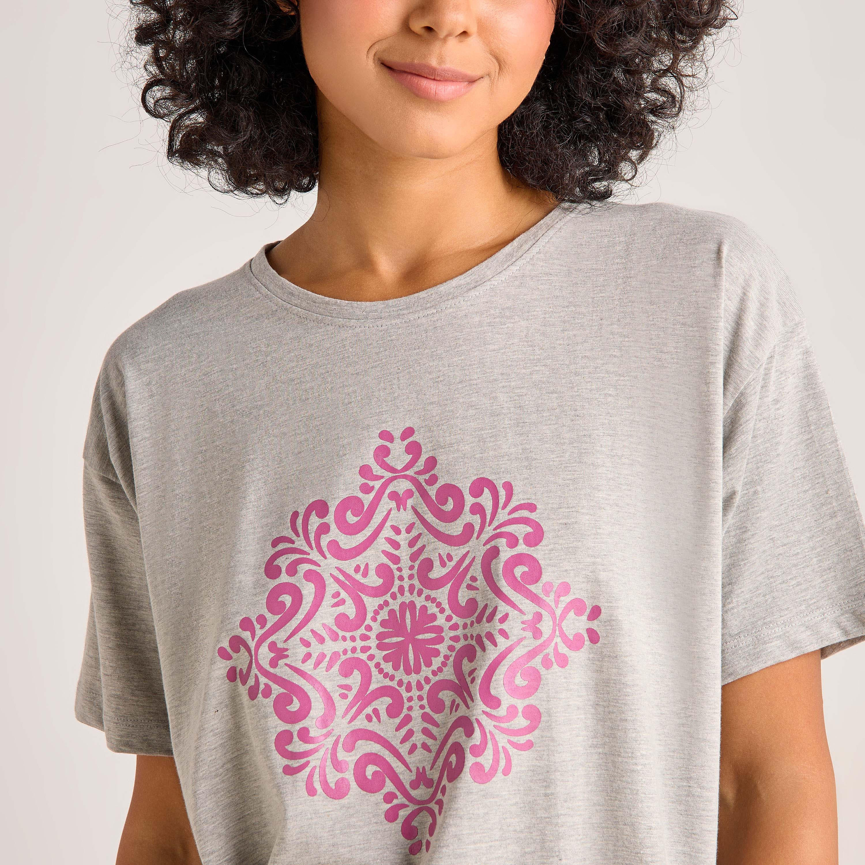 طقم بيجاما شورت تيشيرت مع شورت-women-clothing-nightwear-pyjamas-shortsets-image-3