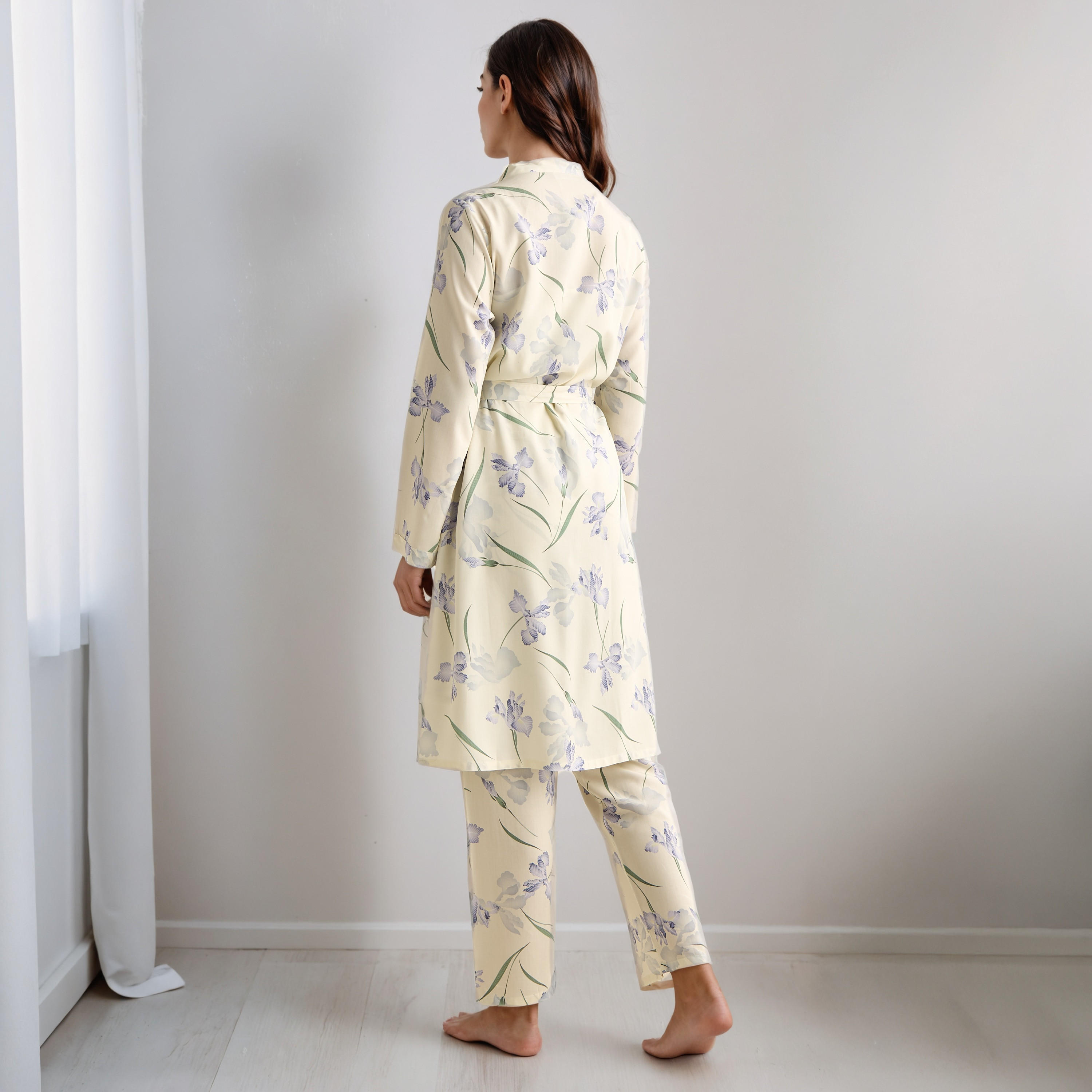 طقم روب دون أكمام وبلوزة وبنطلون بيجاما-women-clothing-nightwear-pyjamas-longsets-image-3