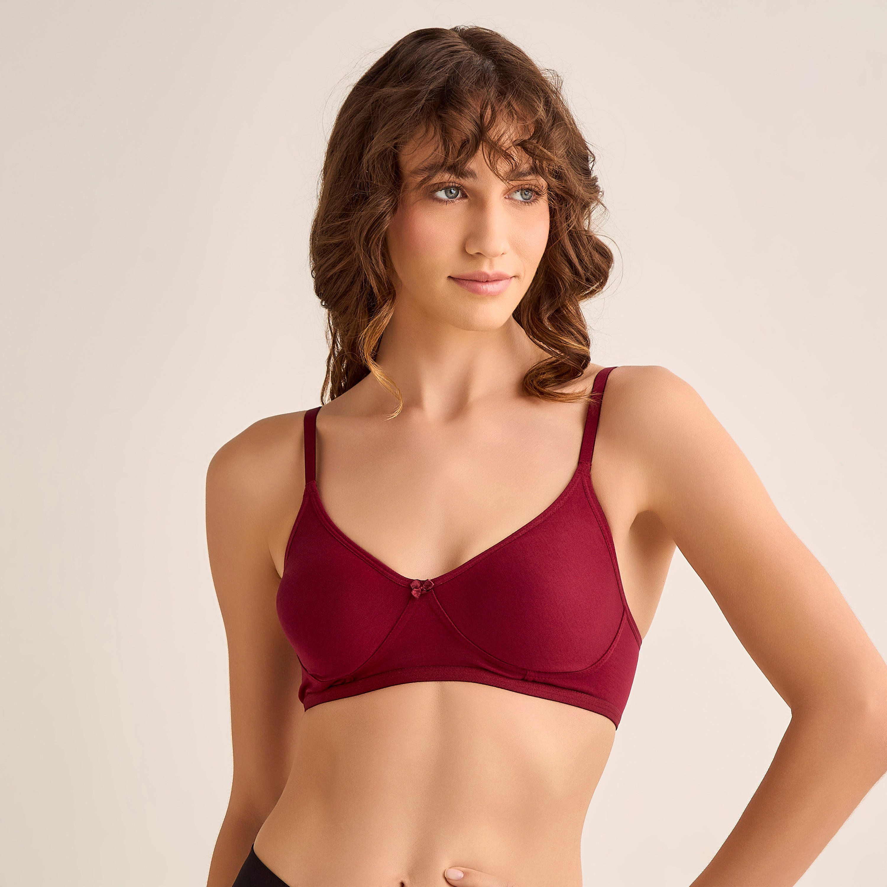 صدرية غير مبطنة بدون سلك وبتفاصيل فيونكة-women-clothing-lingerie-bras-image-5
