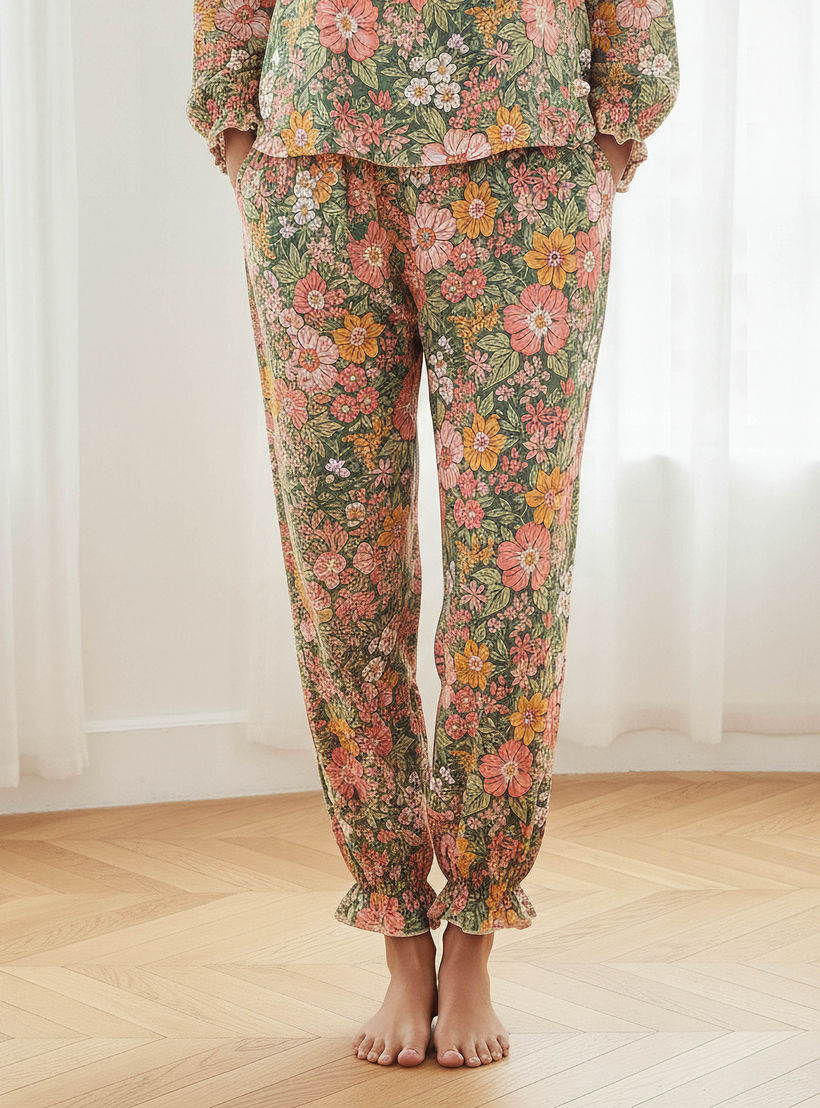 Pyjama Set Top & Trousers-women-clothing-nightwear-pyjamas-longsets-image-4