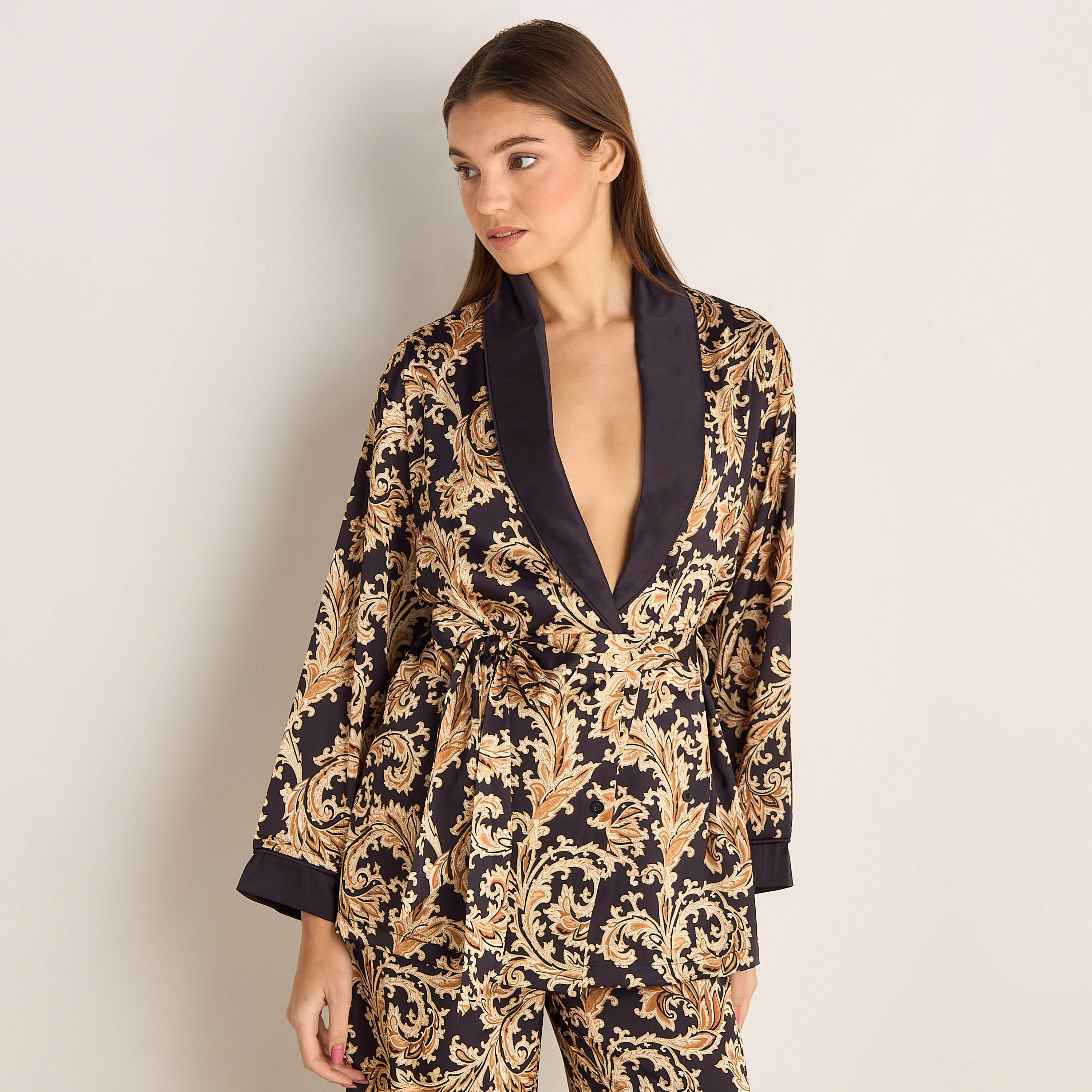 طقم بيجاما بطبعات زهور-women-clothing-nightwear-pyjamas-longsets-image-2