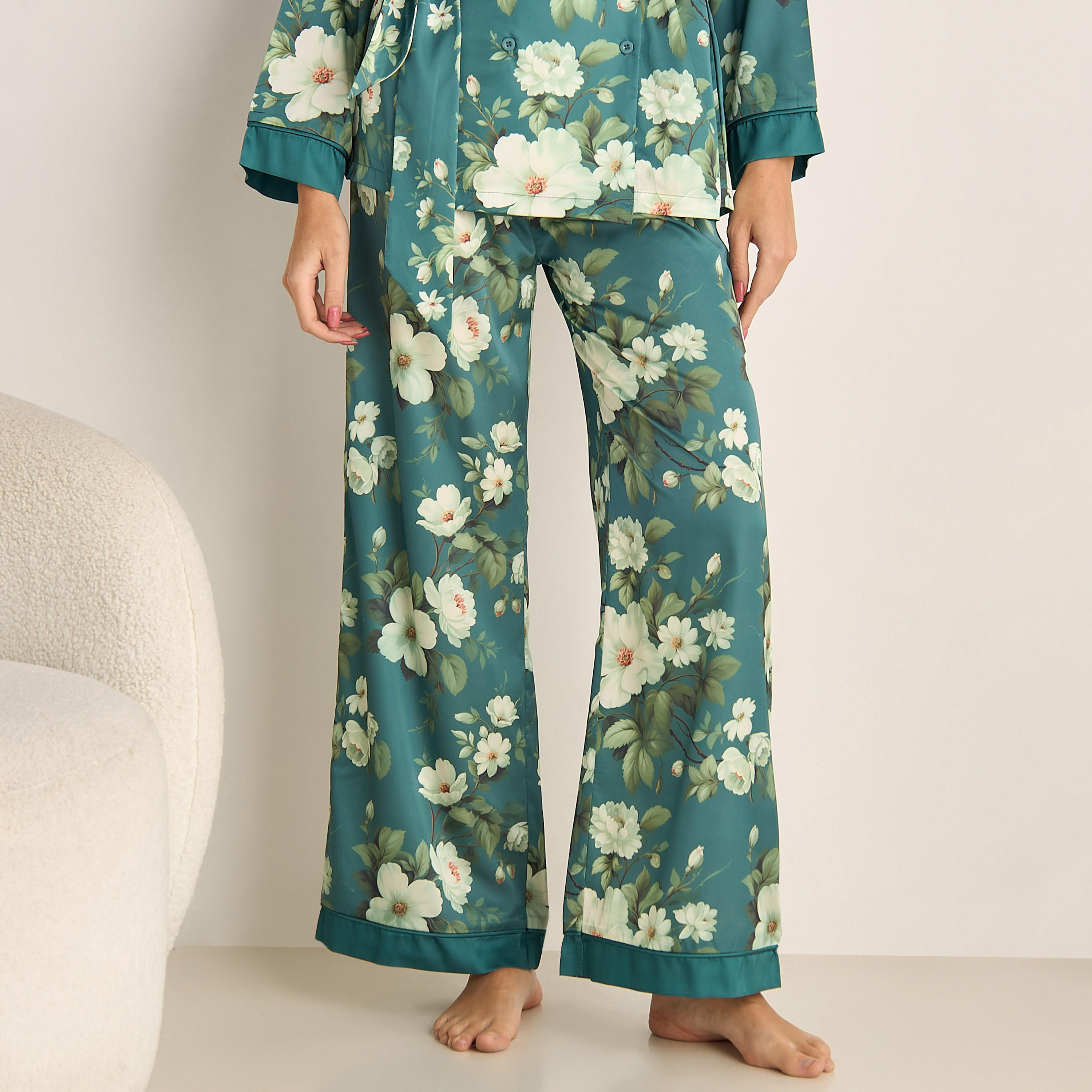 Floral Print Pyjama Set-women-clothing-nightwear-pyjamas-longsets-image-4