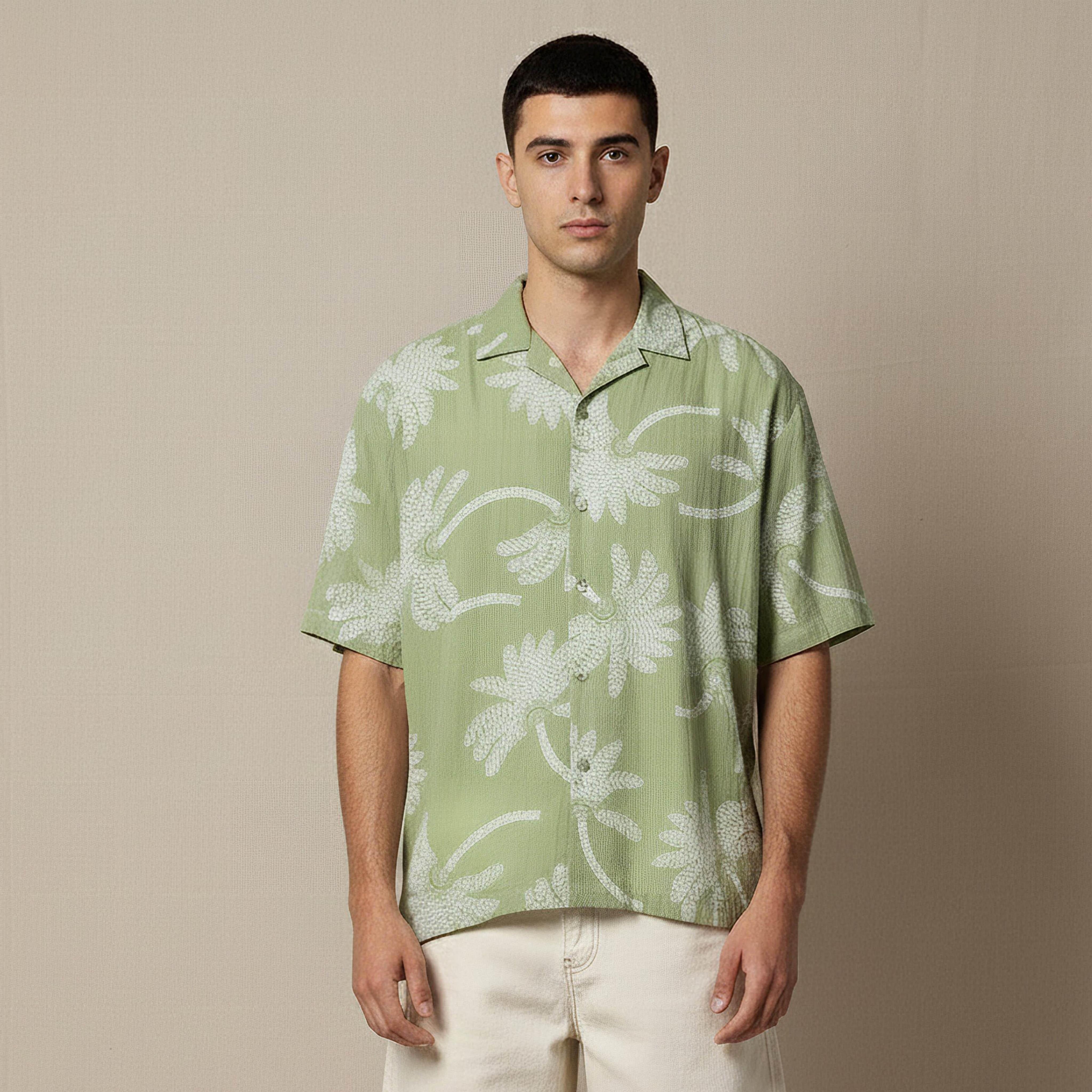قميص بياقة كامب وطبعات نخيل وأكمام قصيرة للرجال-men-clothing-shirts-image-1