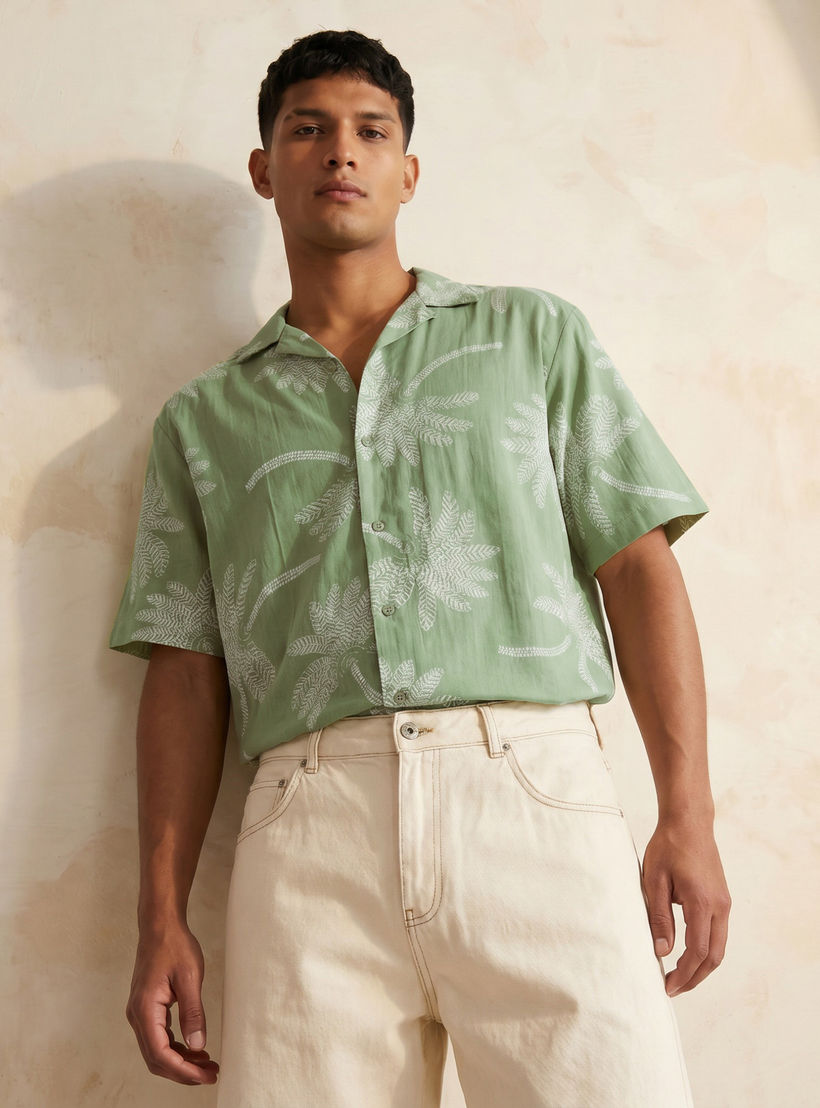 Men Camp Collar Palm Tree Print Short Sleeves Resort Shirt-men-clothing-shirts-image-1