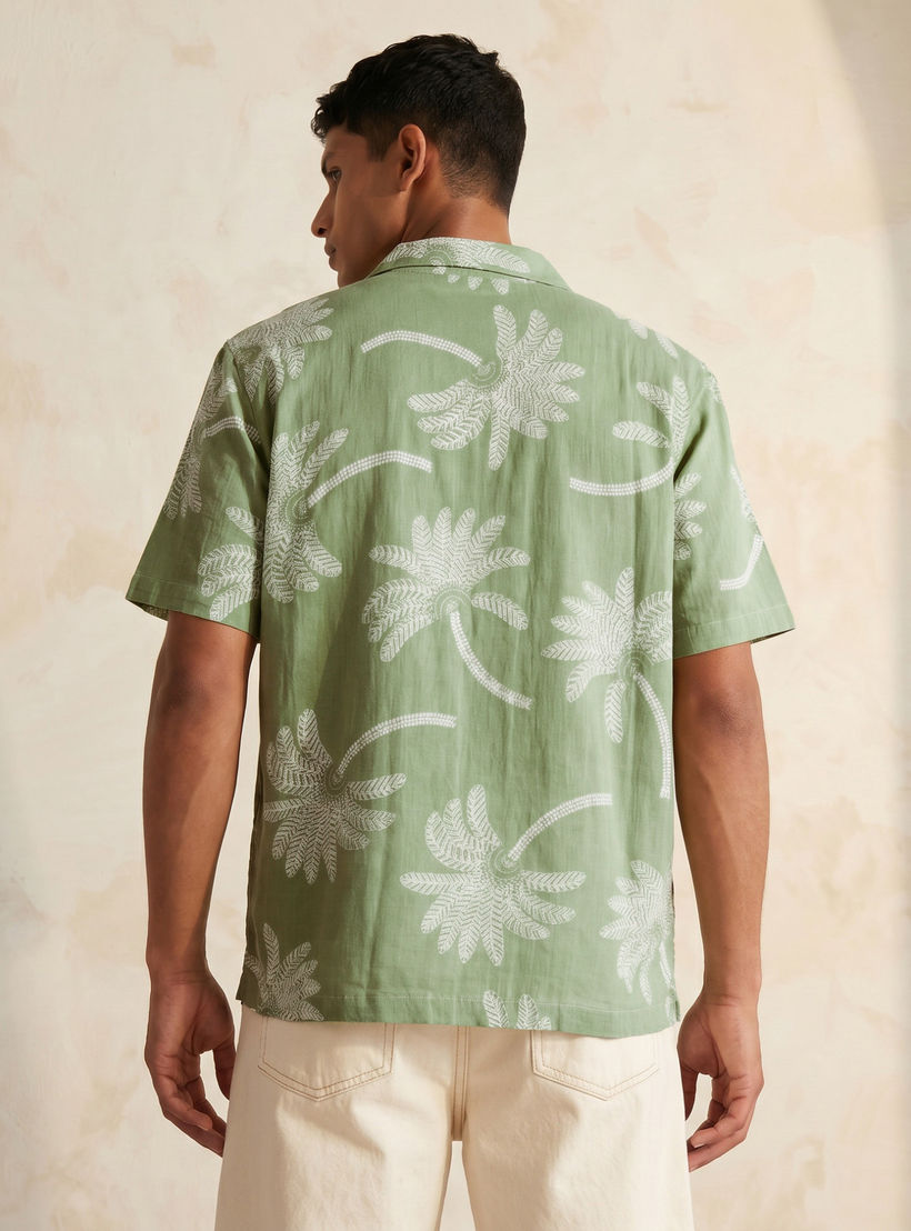 Men Camp Collar Palm Tree Print Short Sleeves Resort Shirt-men-clothing-shirts-image-4