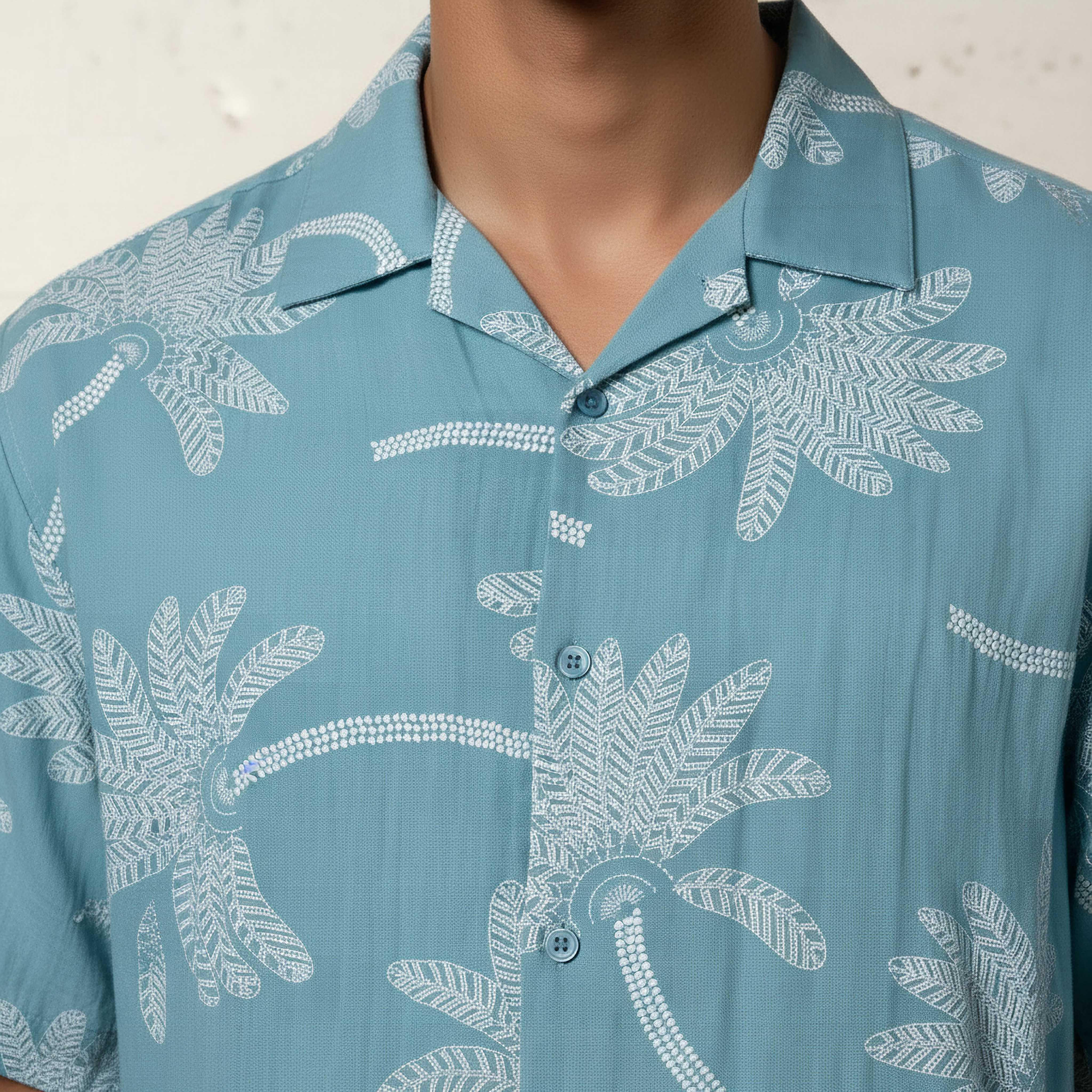 Men Camp Collar Palm Tree Print Short Sleeves Resort Shirt-men-clothing-shirts-image-4