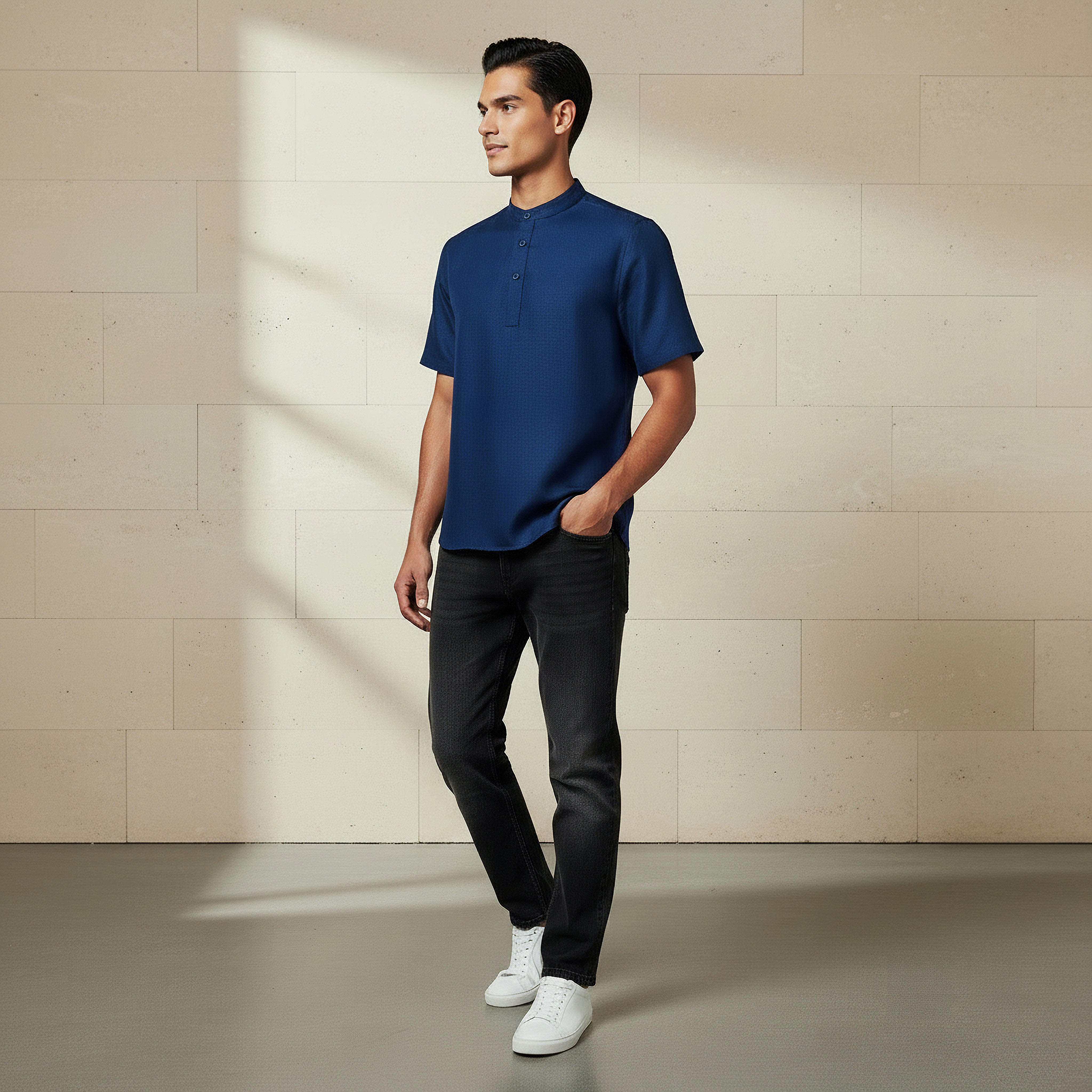 قميص بقصّة عادية وياقة ماندرين وأكمام قصيرة للرجال-men-clothing-shirts-image-2