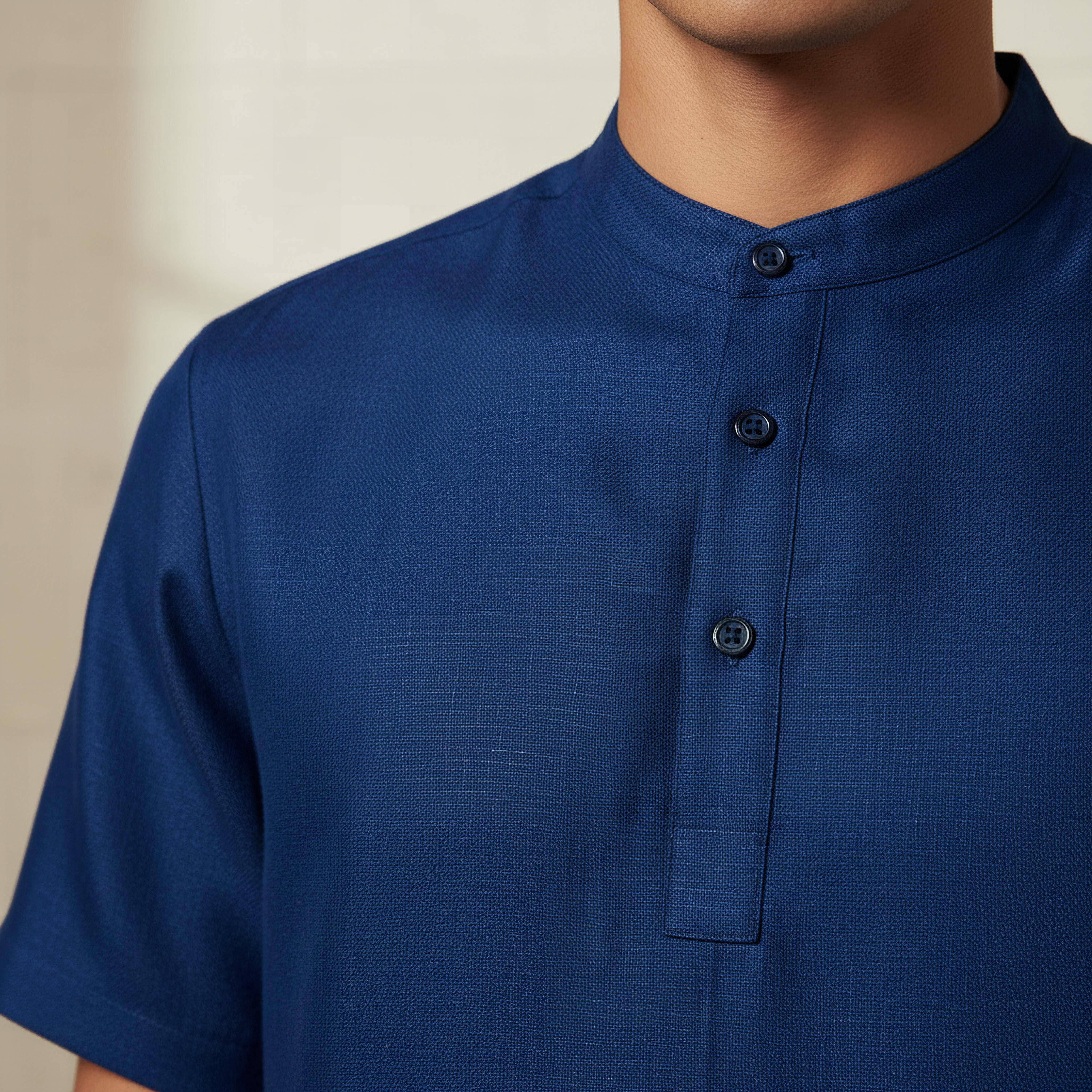 قميص بقصّة عادية وياقة ماندرين وأكمام قصيرة للرجال-men-clothing-shirts-image-4