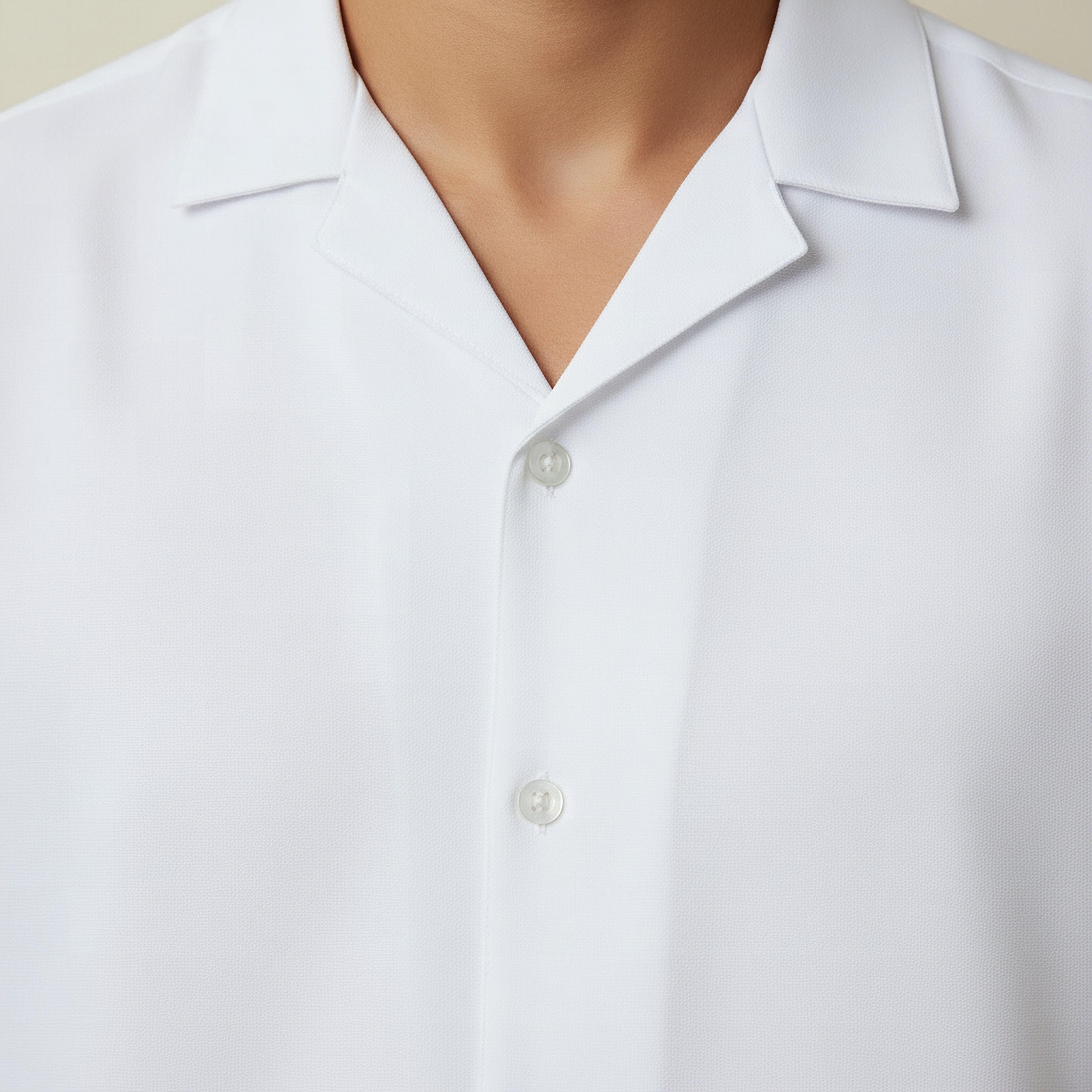 قميص بارز الملمس بياقة كامب وأكمام قصيرة وقصة عادية للرجال-men-clothing-shirts-image-4