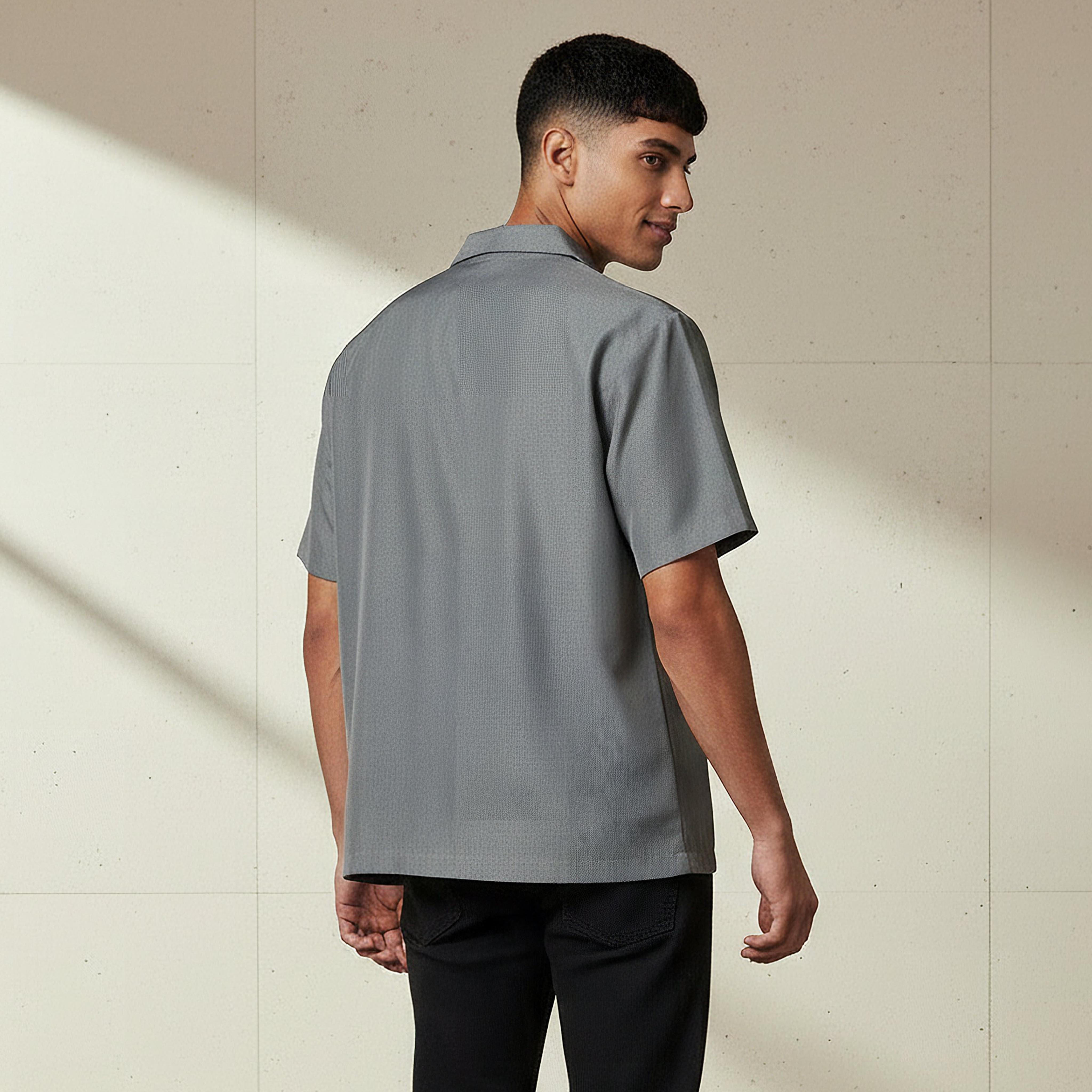 Men Regular Fit Camp Collar Textured Short Sleeves Shirt-men-clothing-shirts-image-3