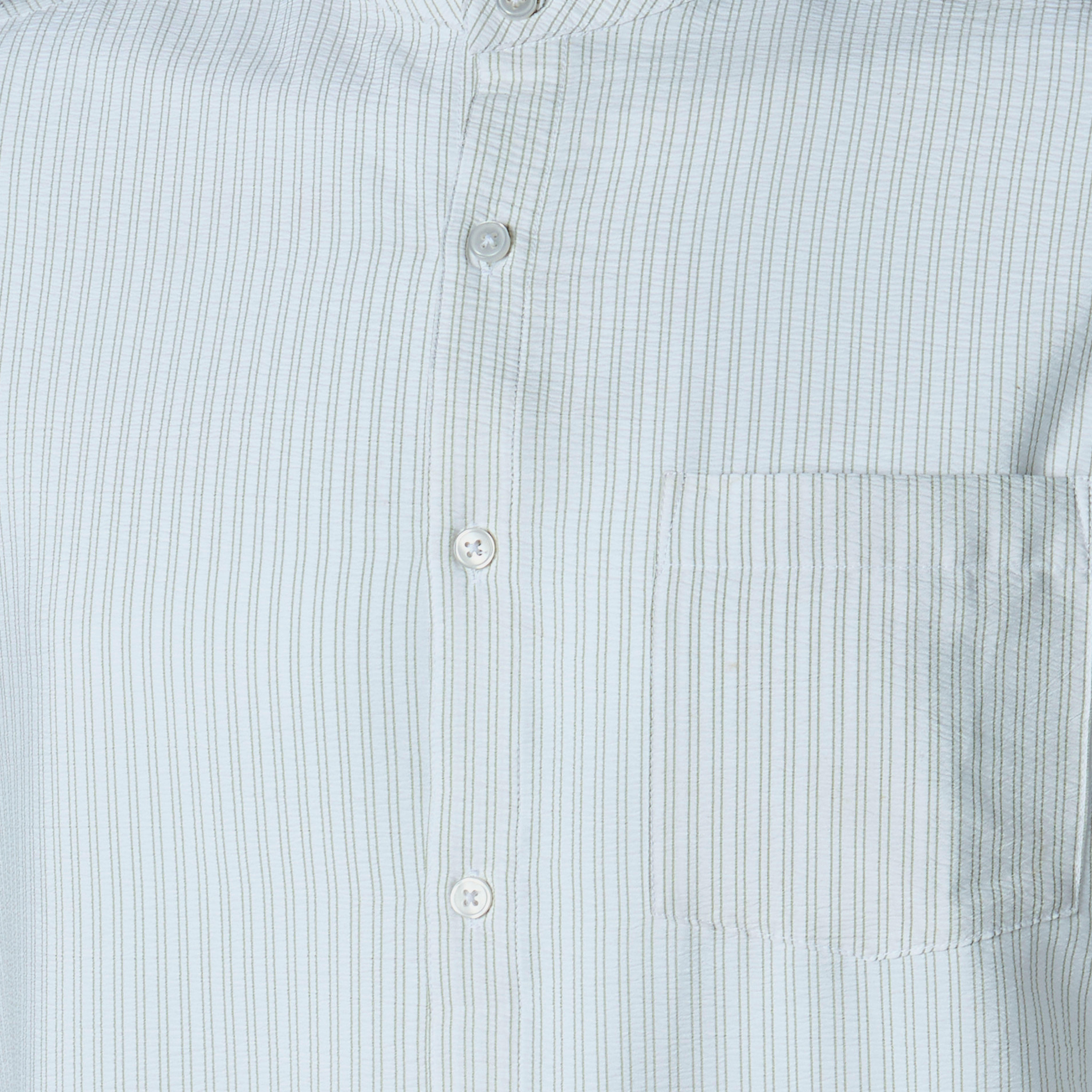 قميص مخطط بياقة ماندرين وأكمام طويلة وقصة عادية للرجال-men-clothing-shirts-image-4